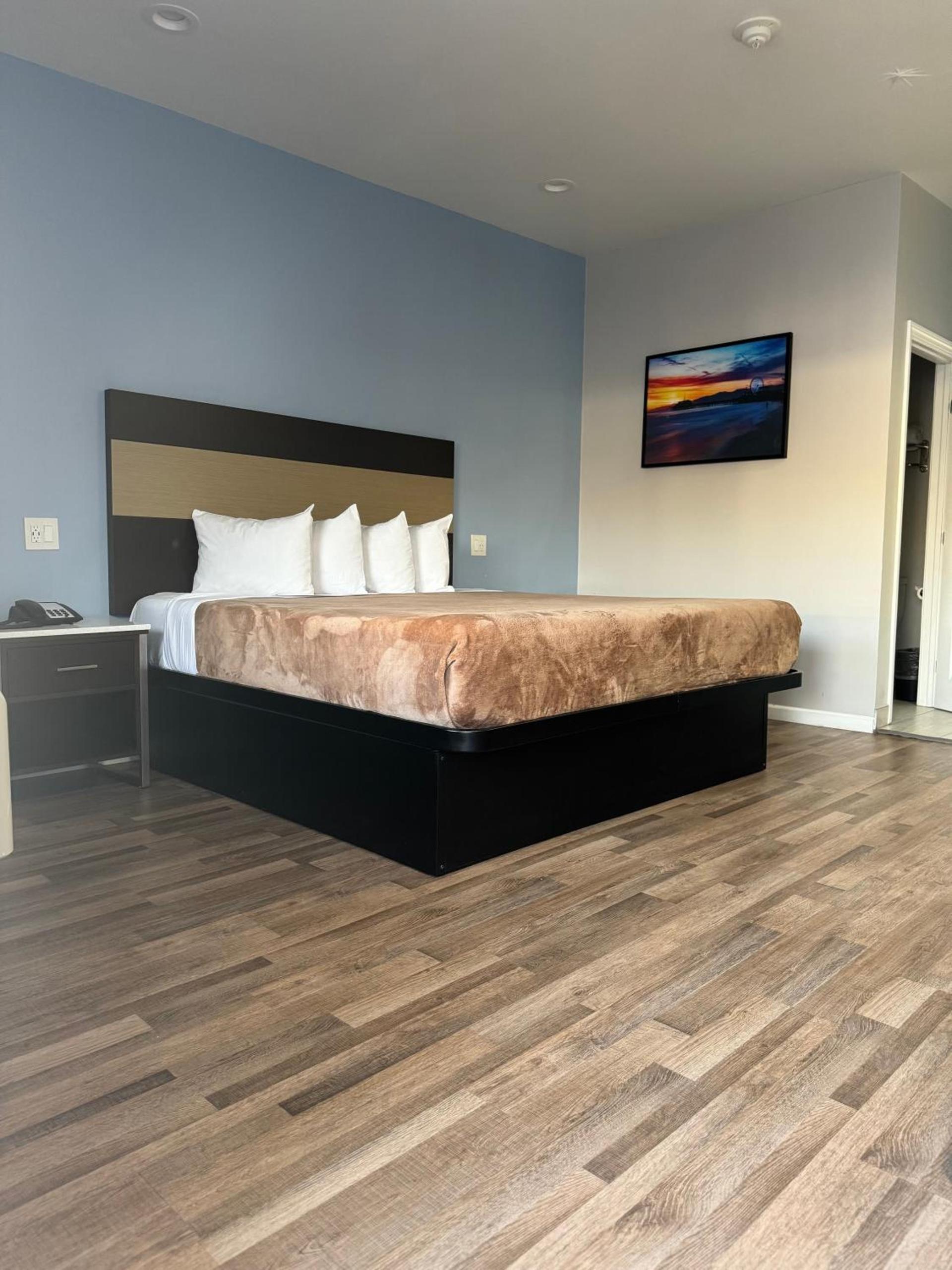 Surfside Inn Redondo Beach photo 27