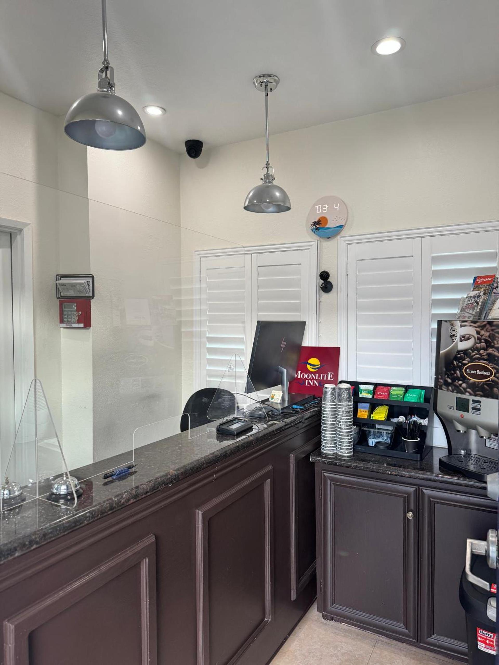 Surfside Inn Redondo Beach photo 33