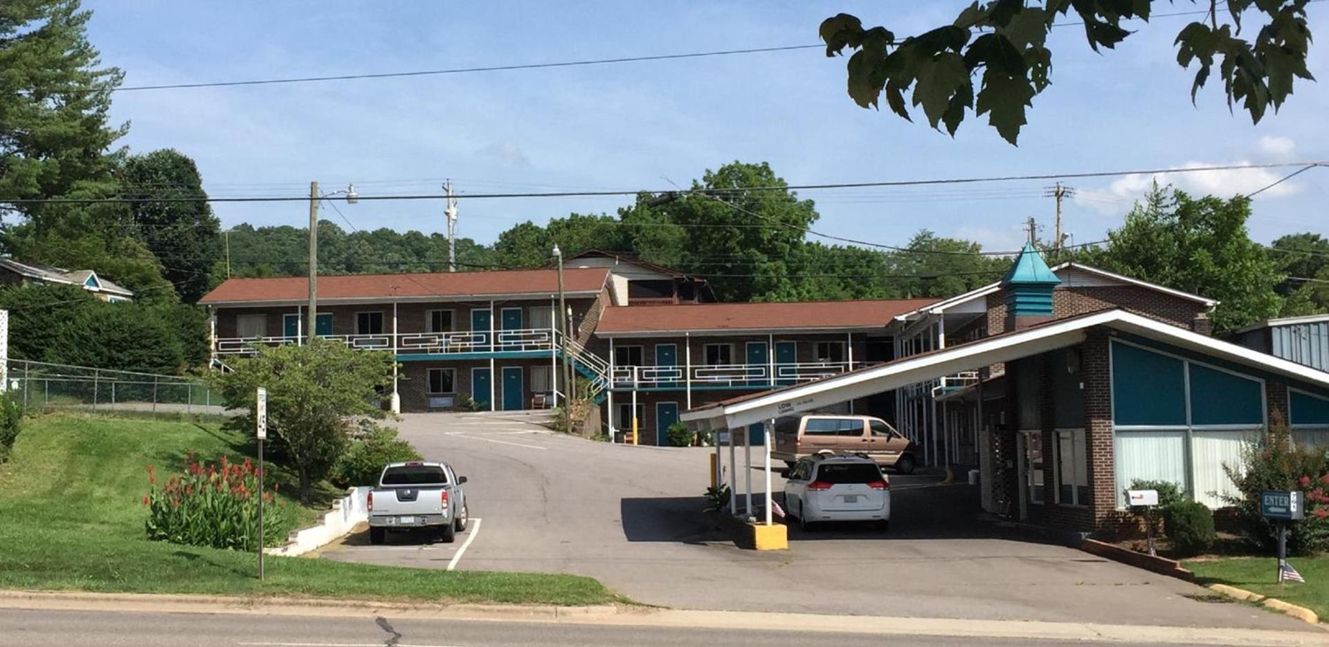 A Sapphire Inn — hotel in Franklin