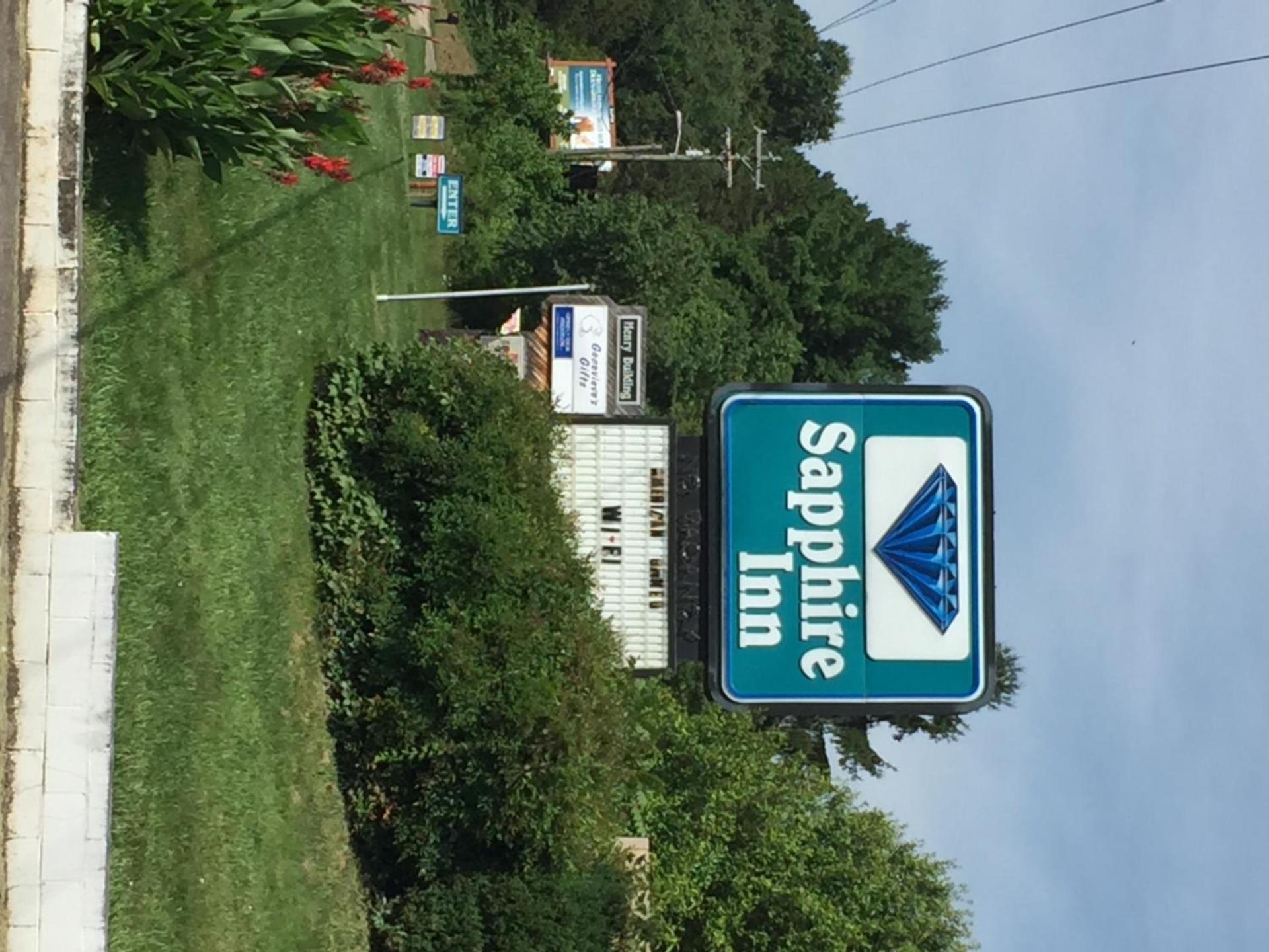 A Sapphire Inn photo 12