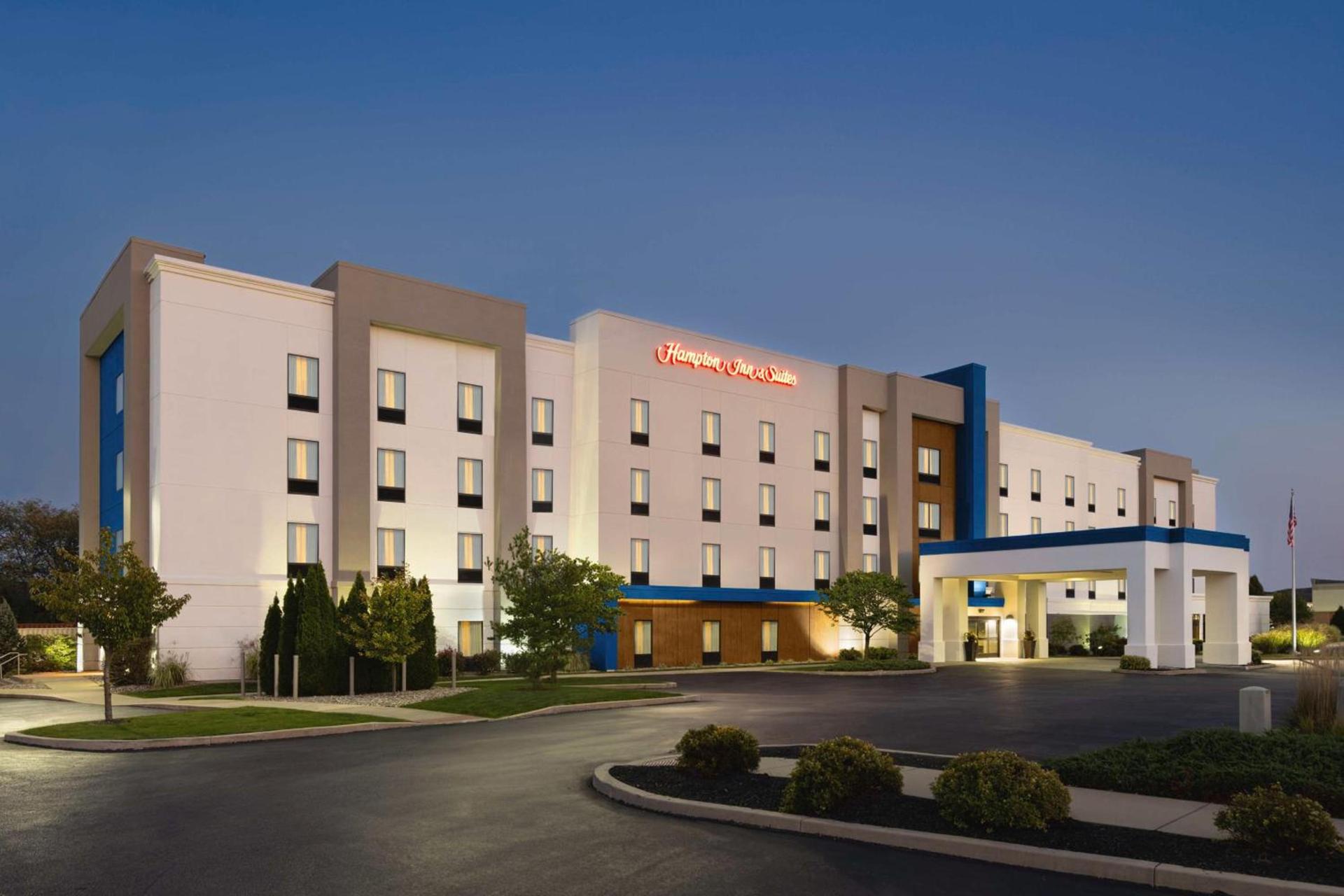 Hampton Inn & Suites York South photo 1