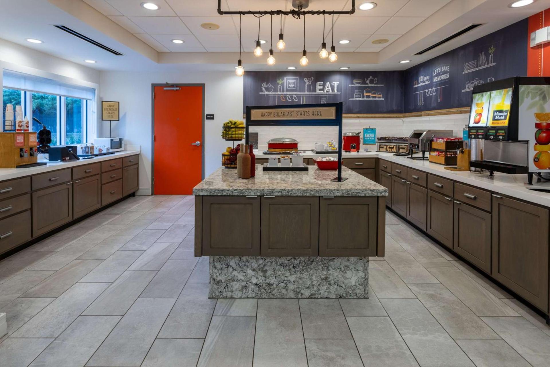 Hampton Inn Atlanta-Georgia Tech-Downtown photo 10