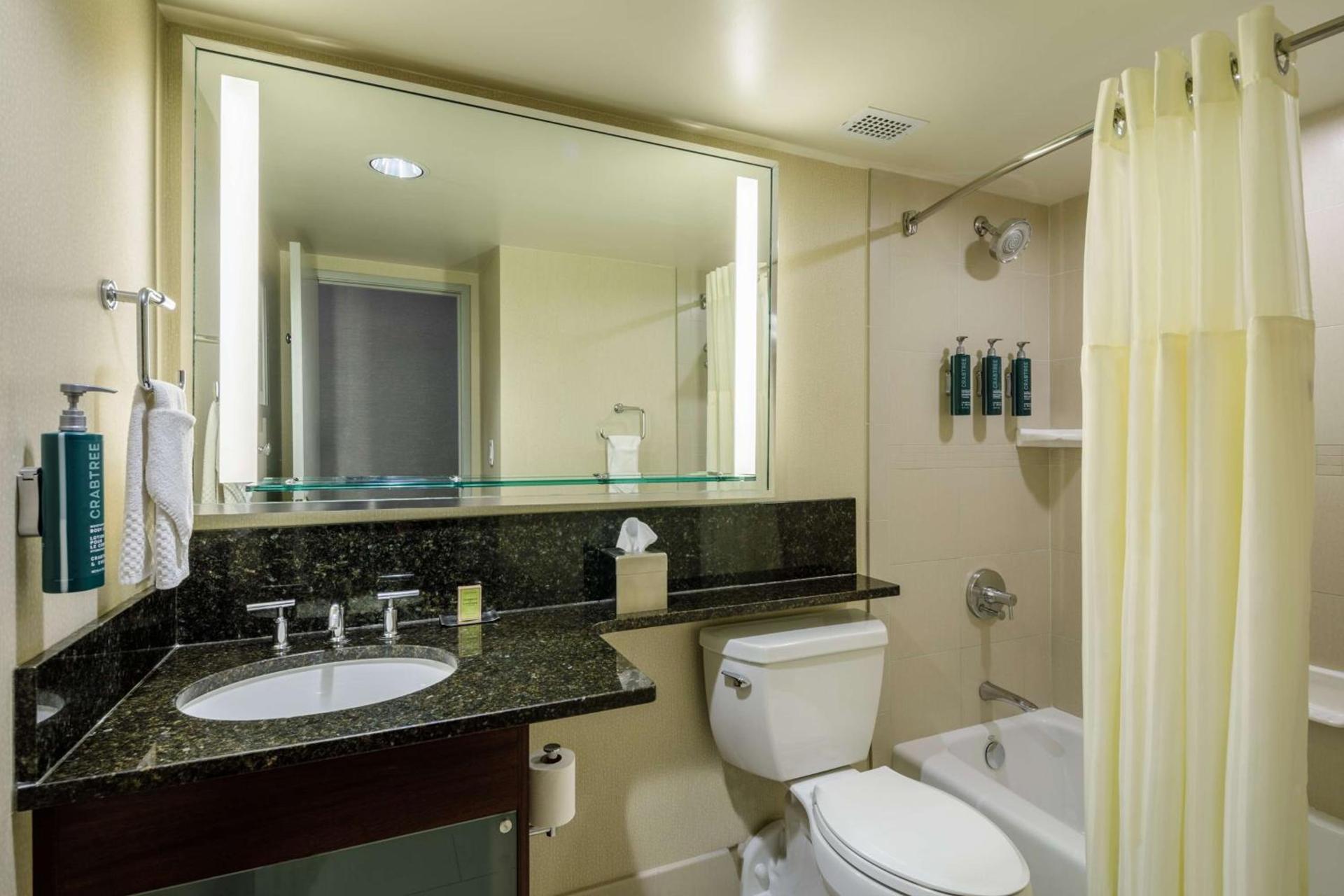 DoubleTree by Hilton Hotel Denver photo 22