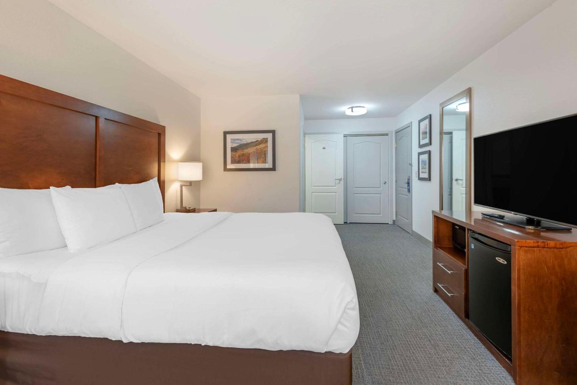 Comfort Inn & Suites Carbondale on the Roaring Fork photo 17