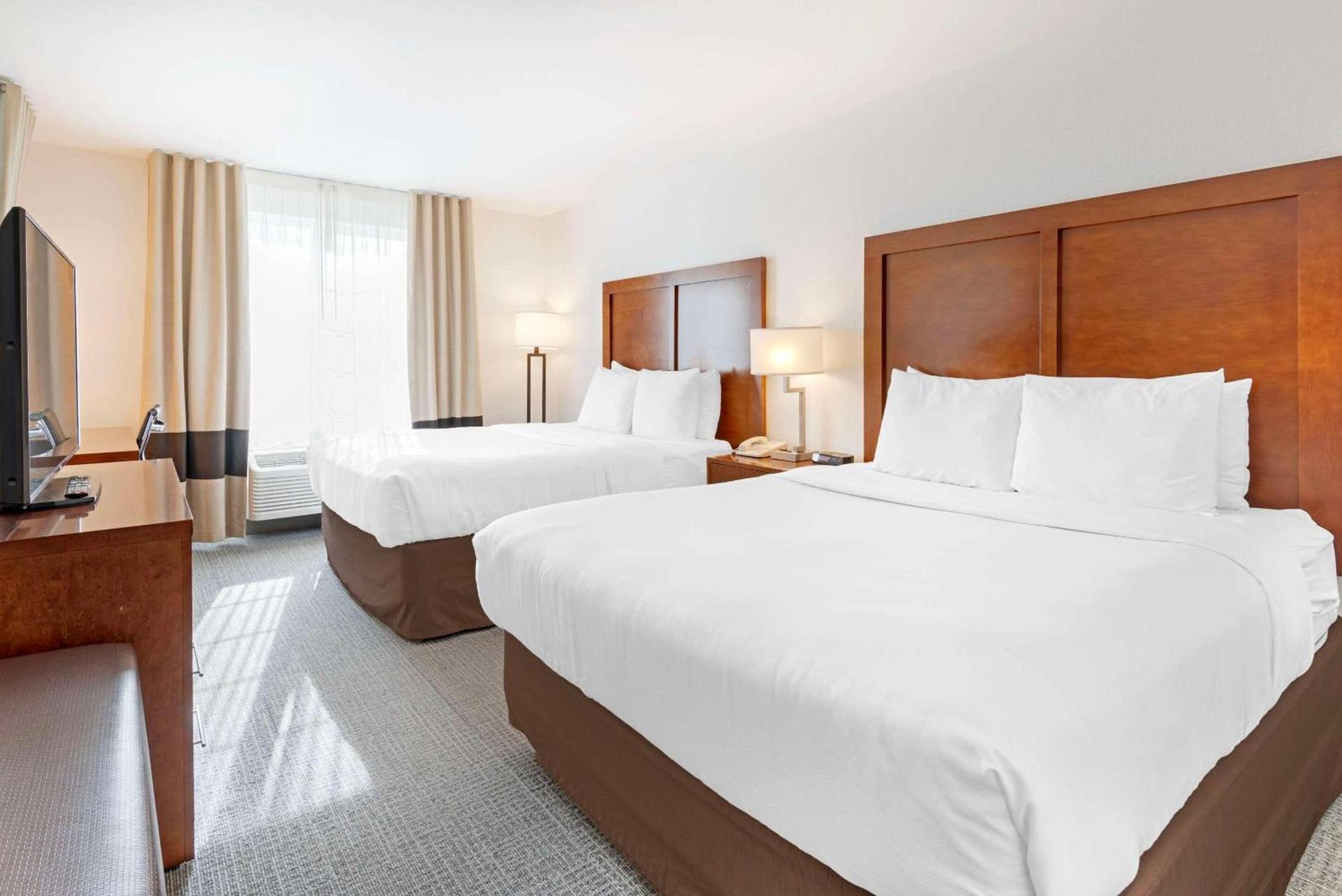 Comfort Inn & Suites Carbondale on the Roaring Fork photo 31