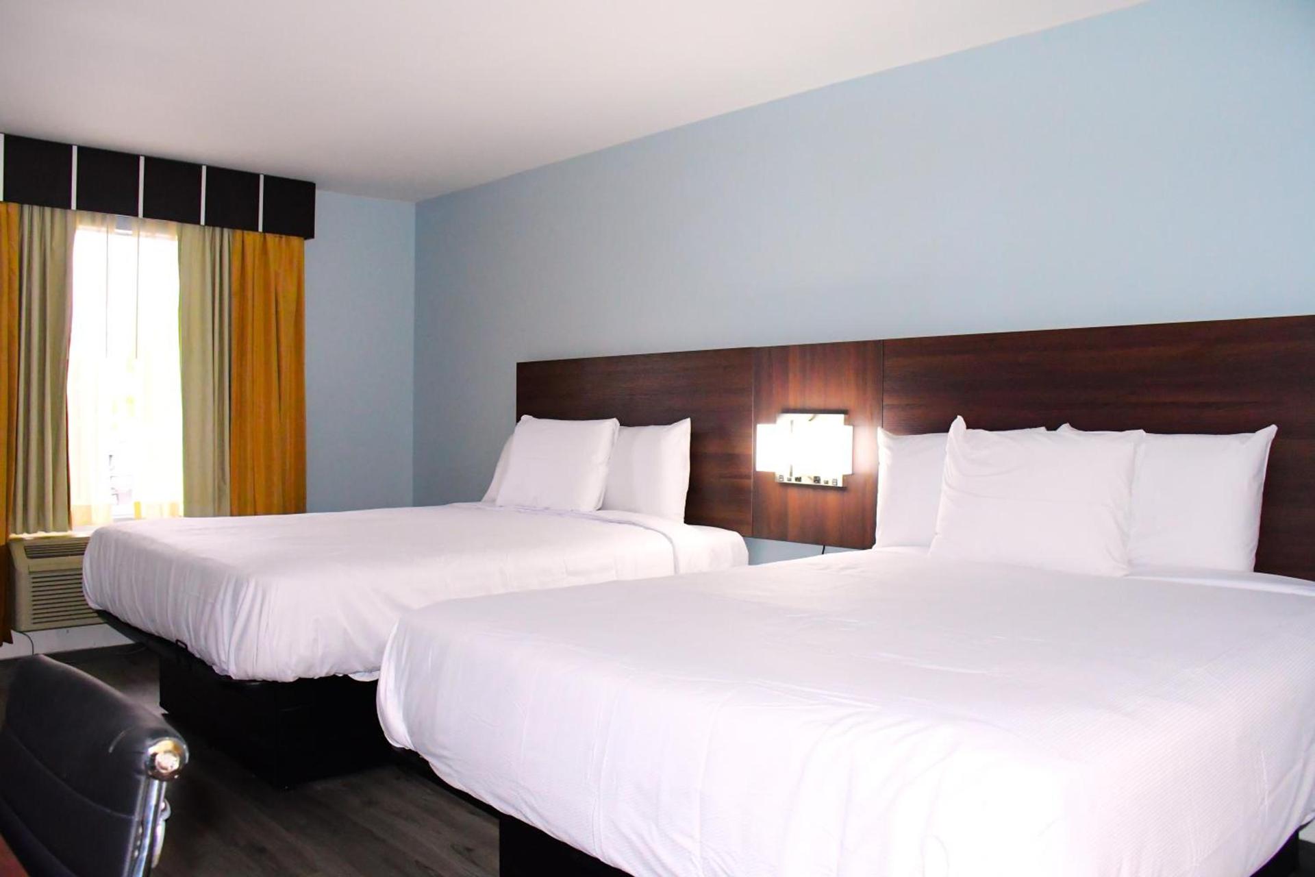Florence Inn and Suites photo 26