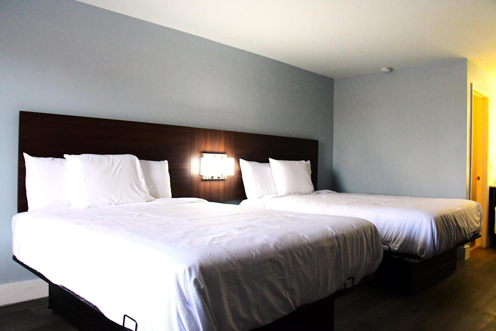 Florence Inn and Suites photo 10