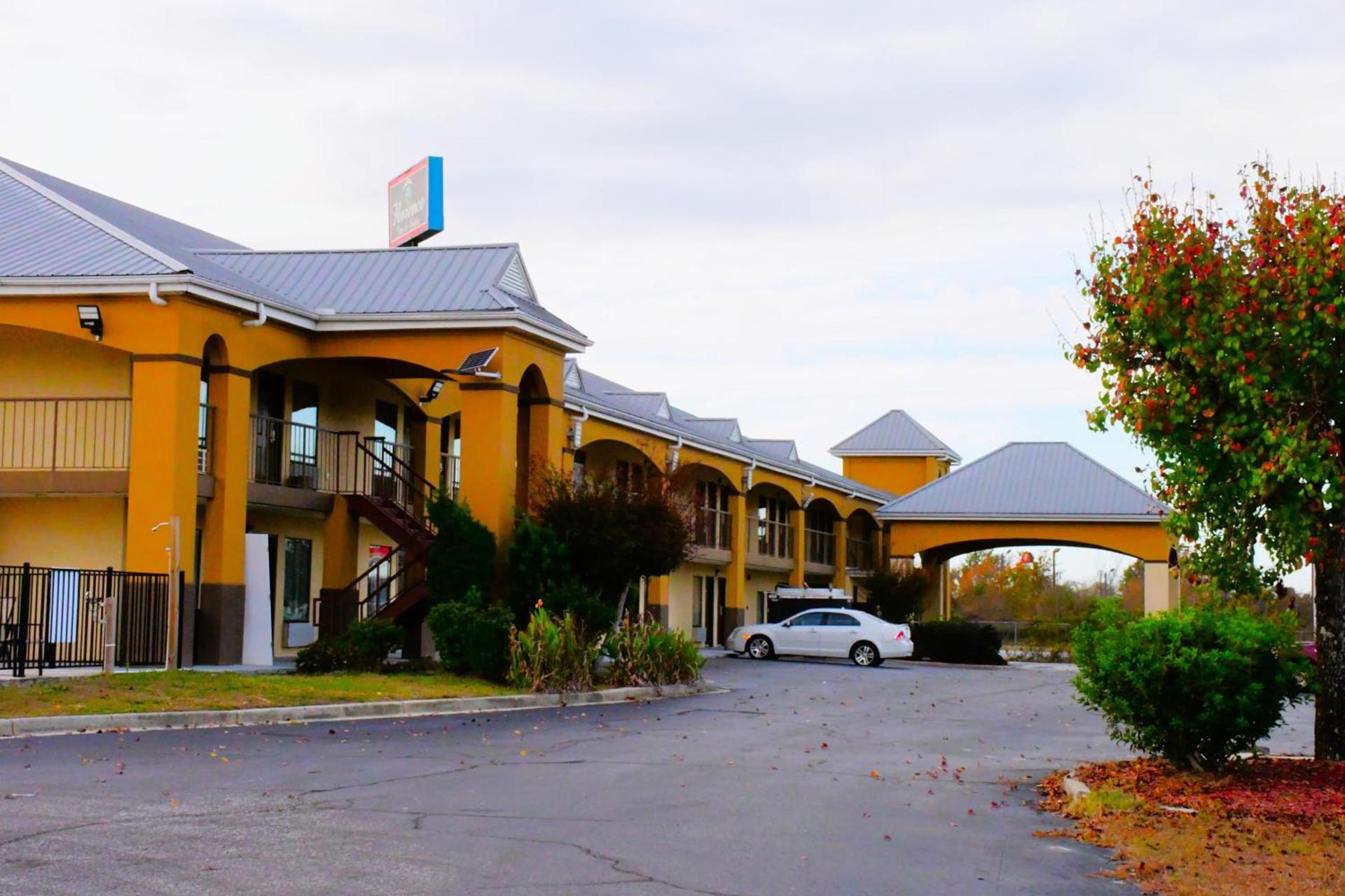 Florence Inn and Suites photo 15