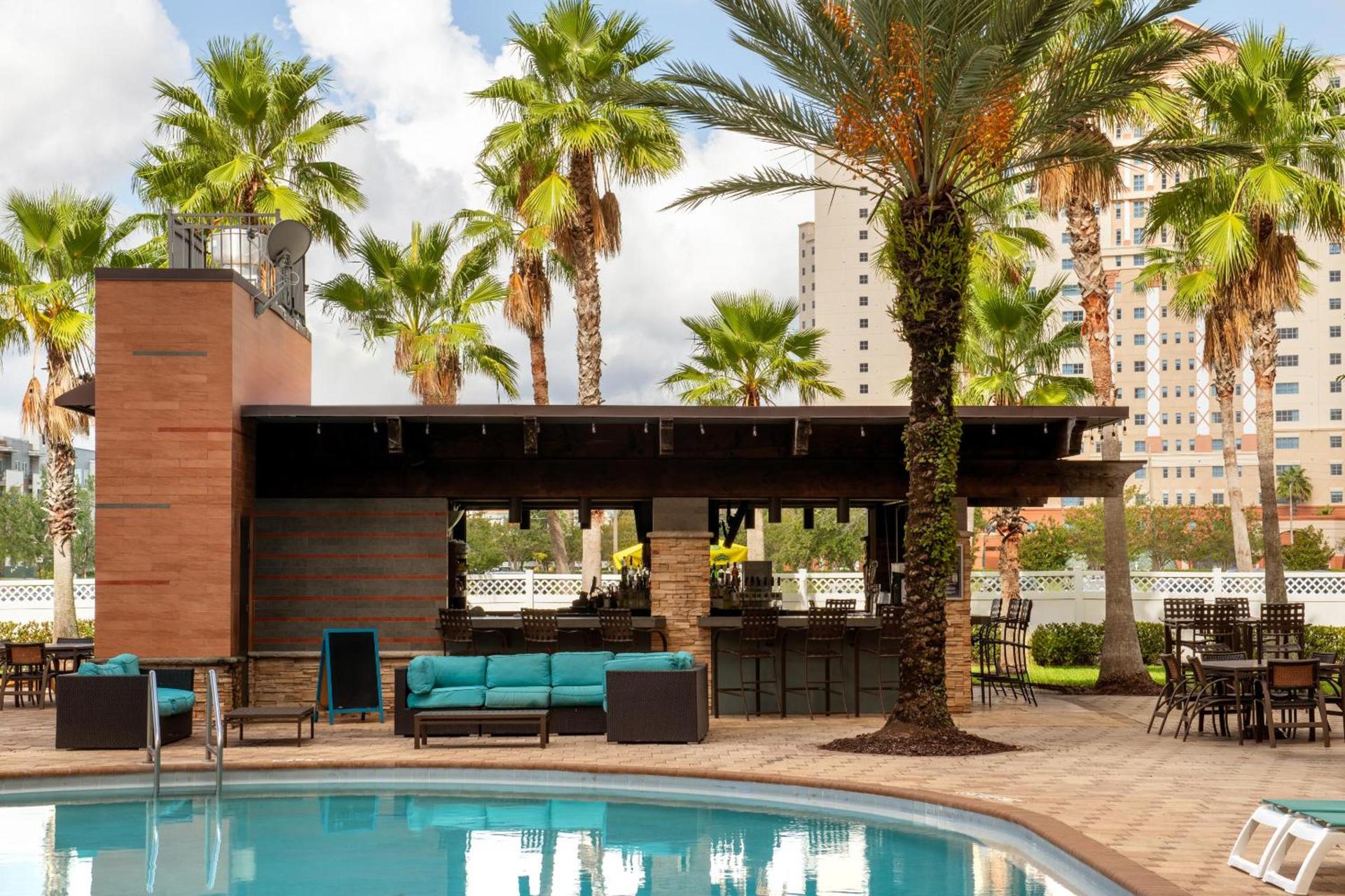 The Point Hotel & Suites photo 20