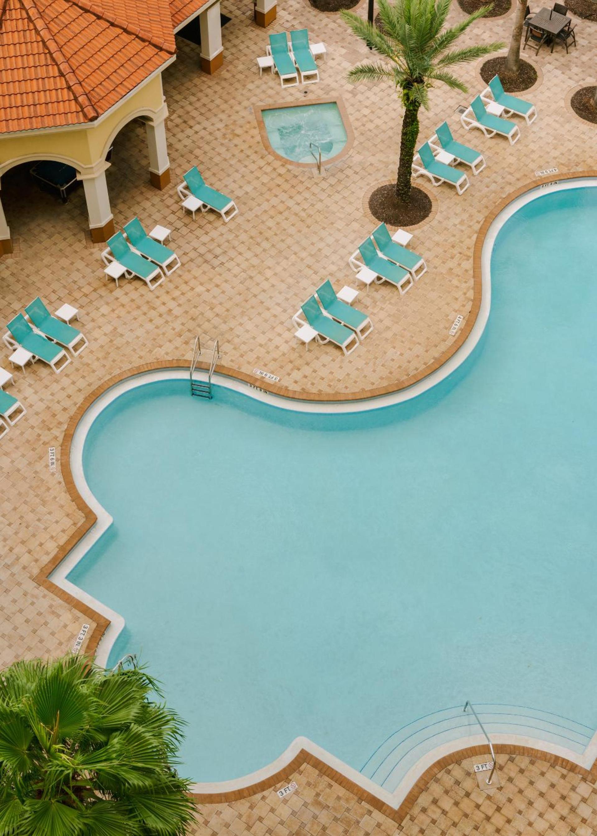 The Point Hotel & Suites photo 21