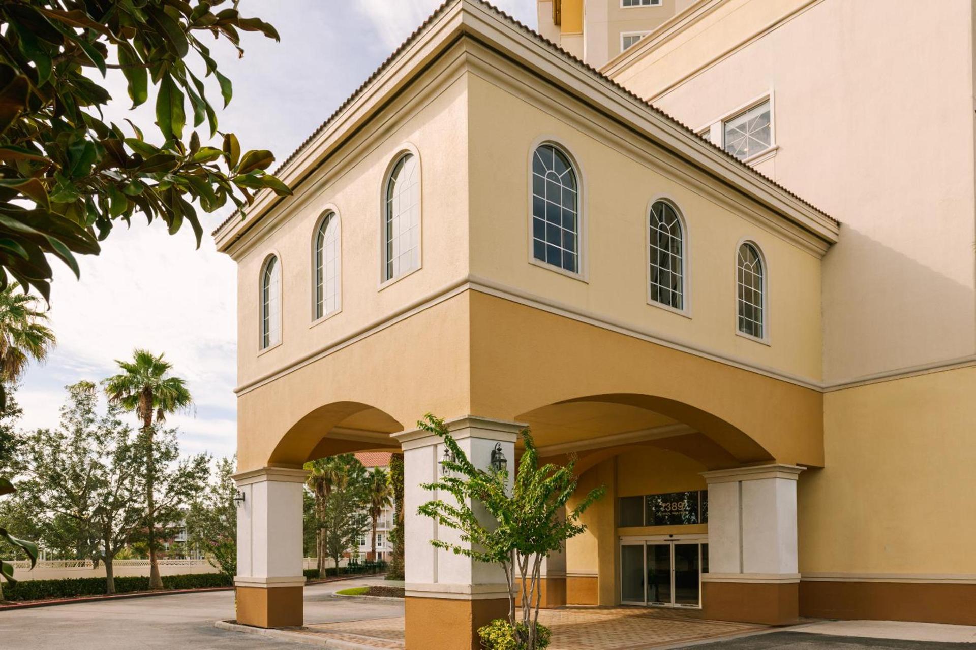 The Point Hotel & Suites photo 6