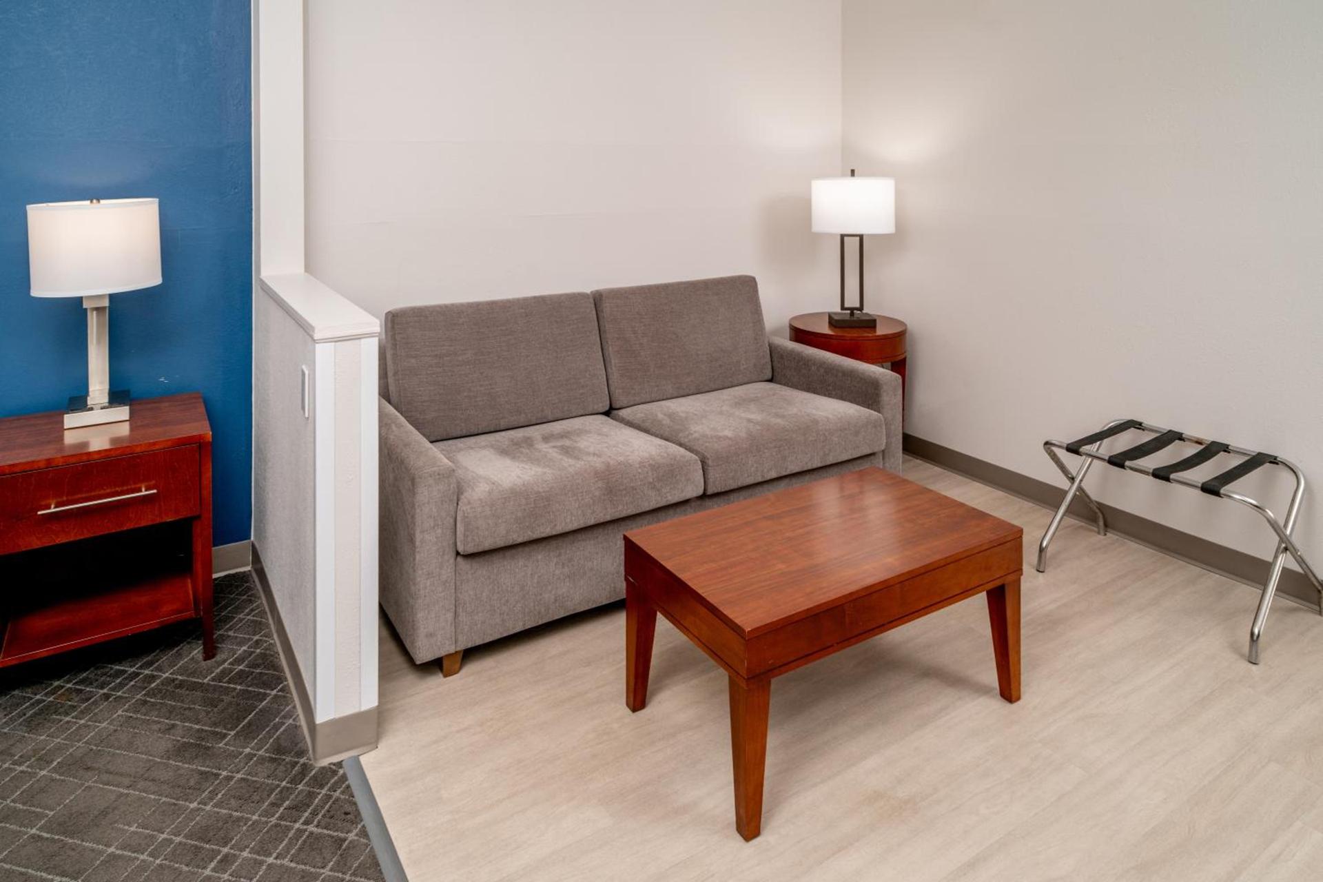 Comfort Suites Prestonsburg West photo 23