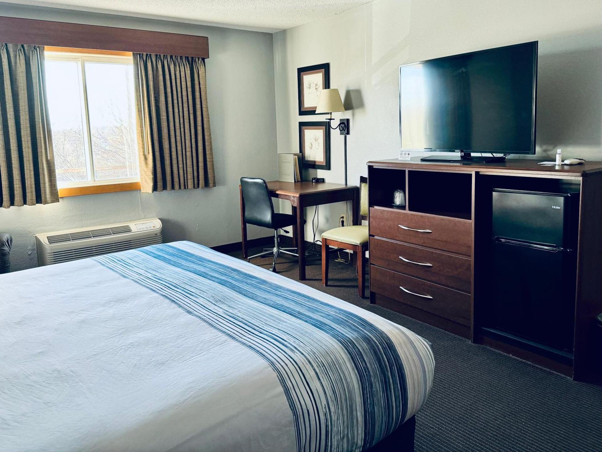 AmericInn by Wyndham Stillwater photo 17