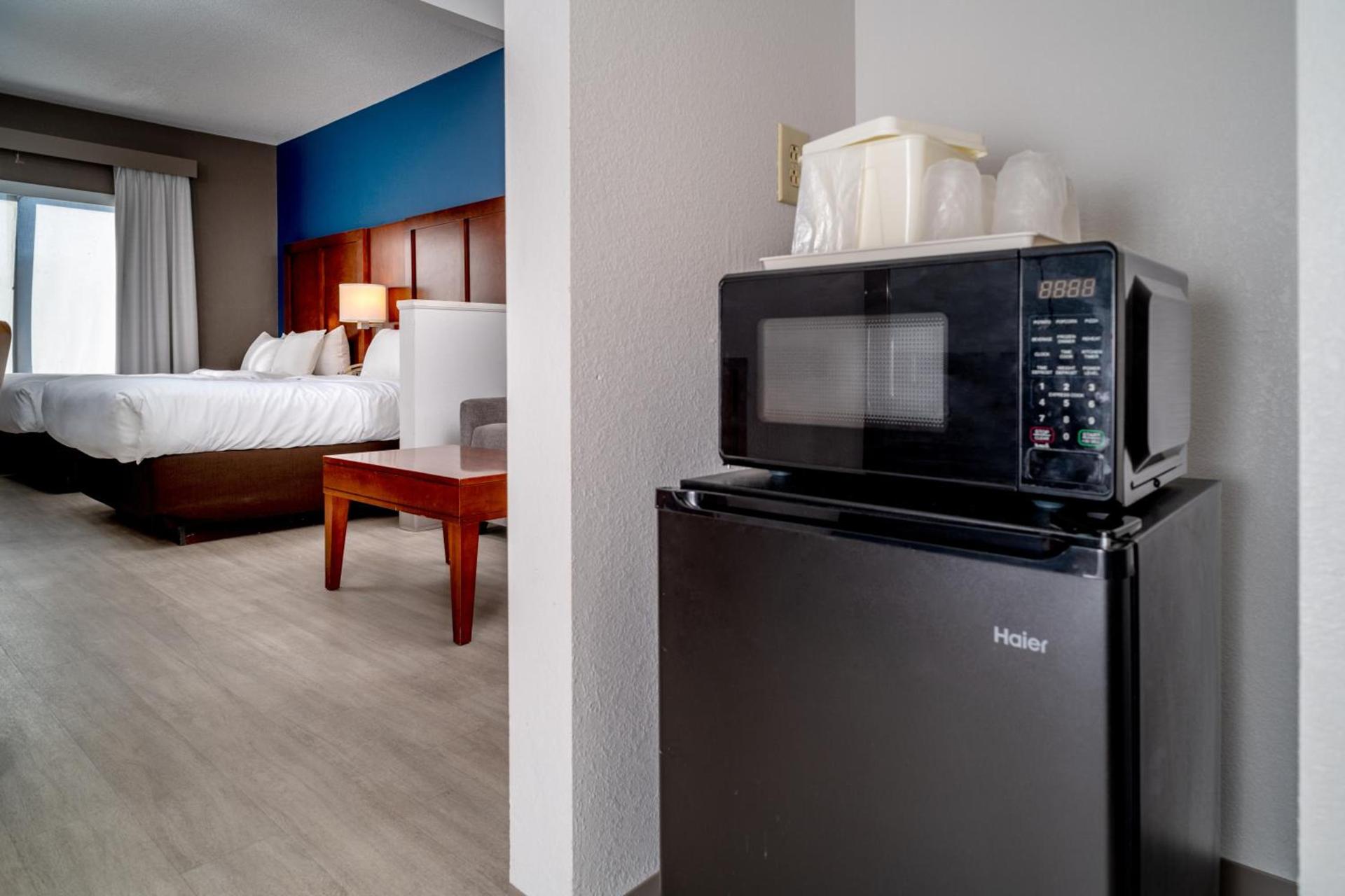 Comfort Suites Prestonsburg West photo 26