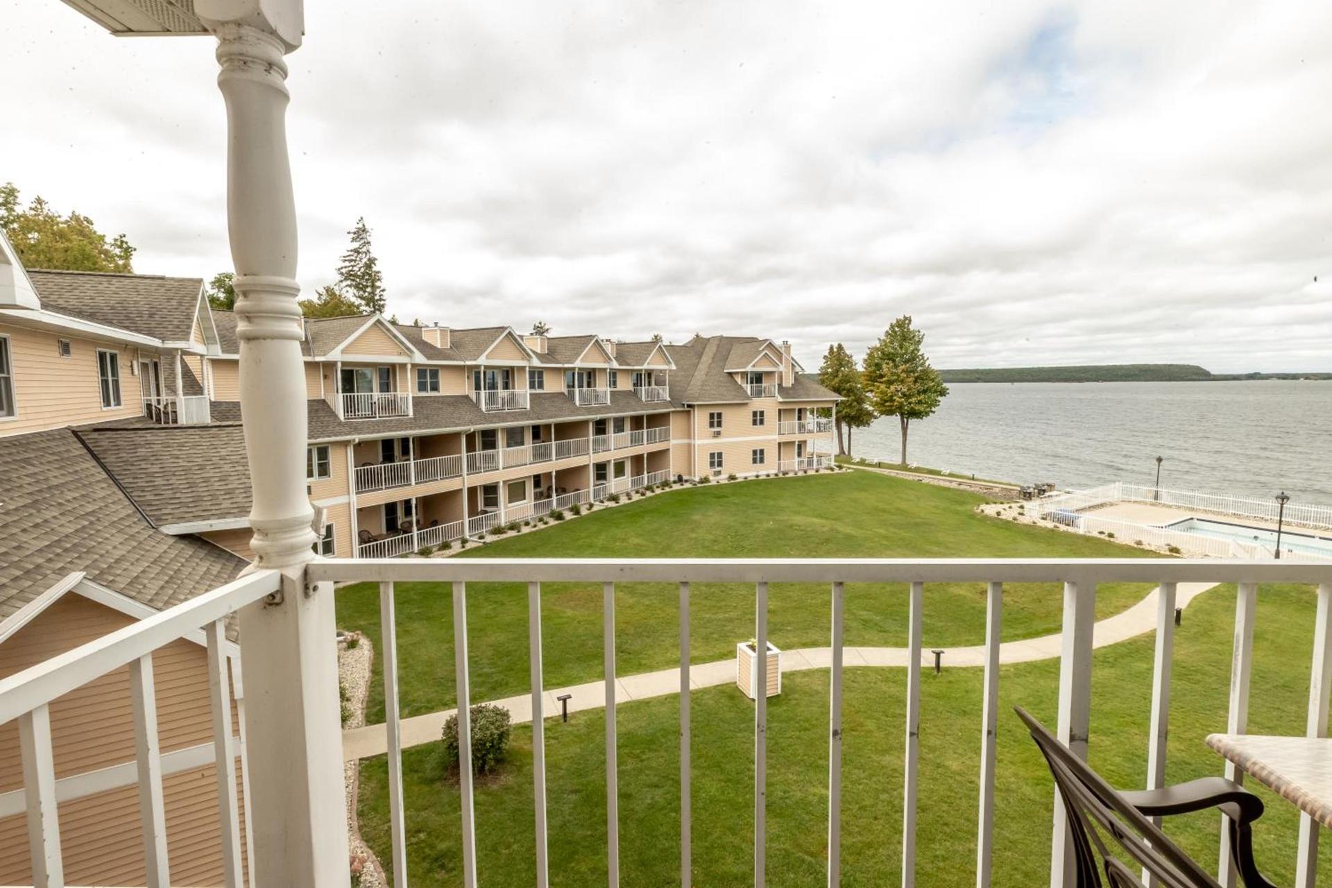 Westwood Shores Waterfront Resort photo 58