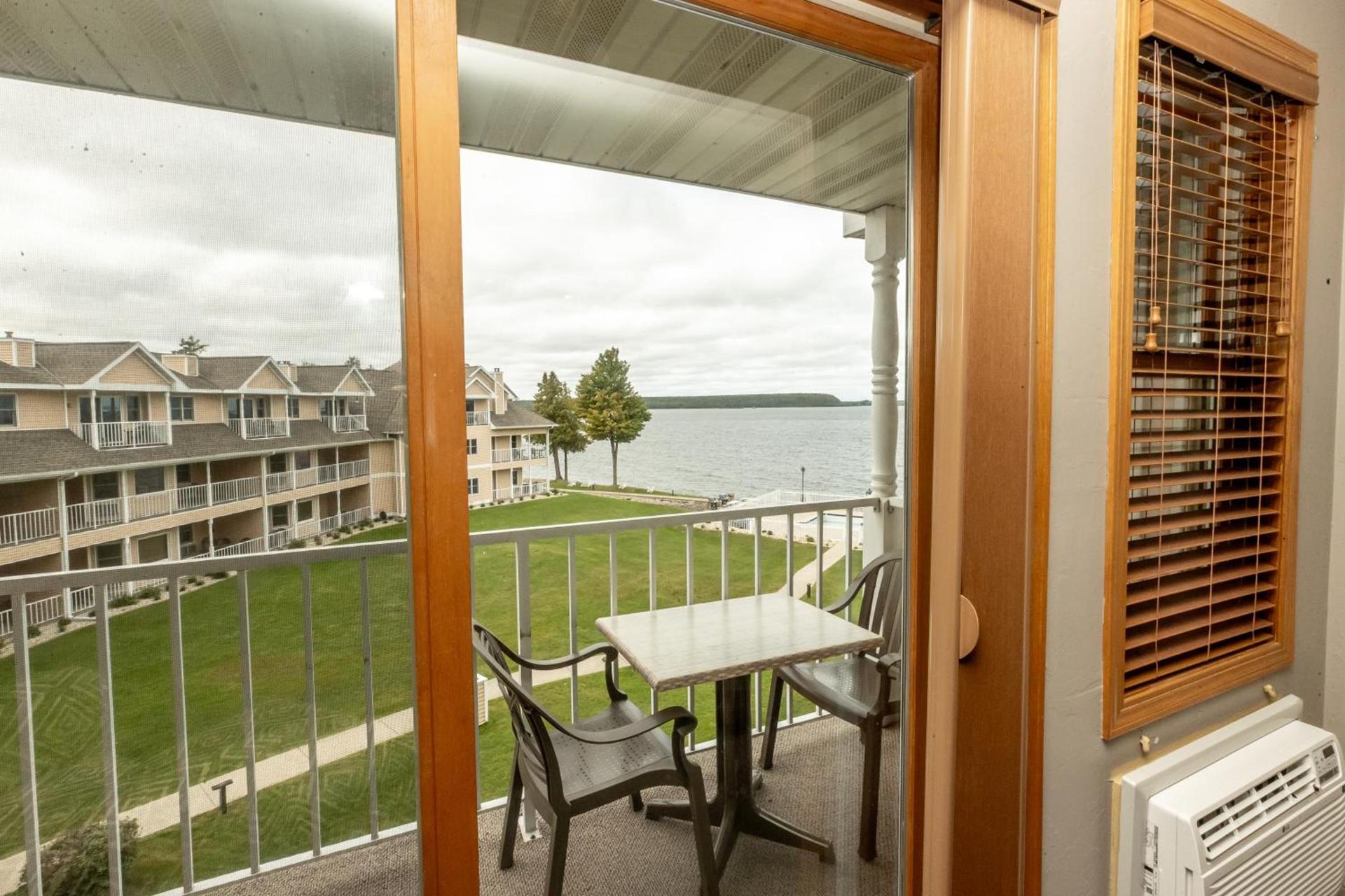 Westwood Shores Waterfront Resort photo 65