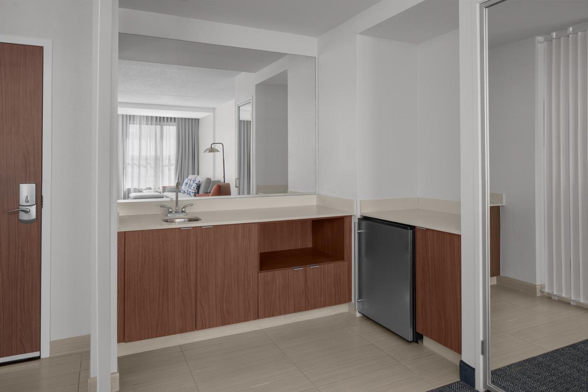 Courtyard by Marriott Charleston Summerville photo 26