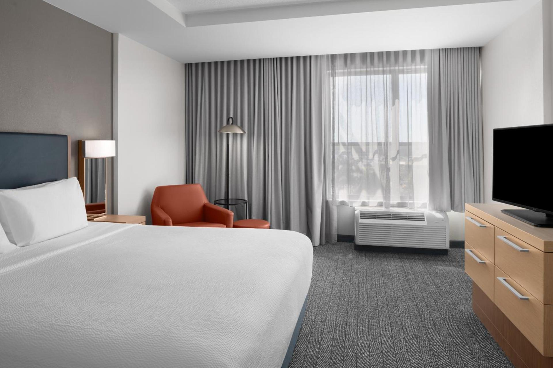 Courtyard by Marriott Charleston Summerville photo 24