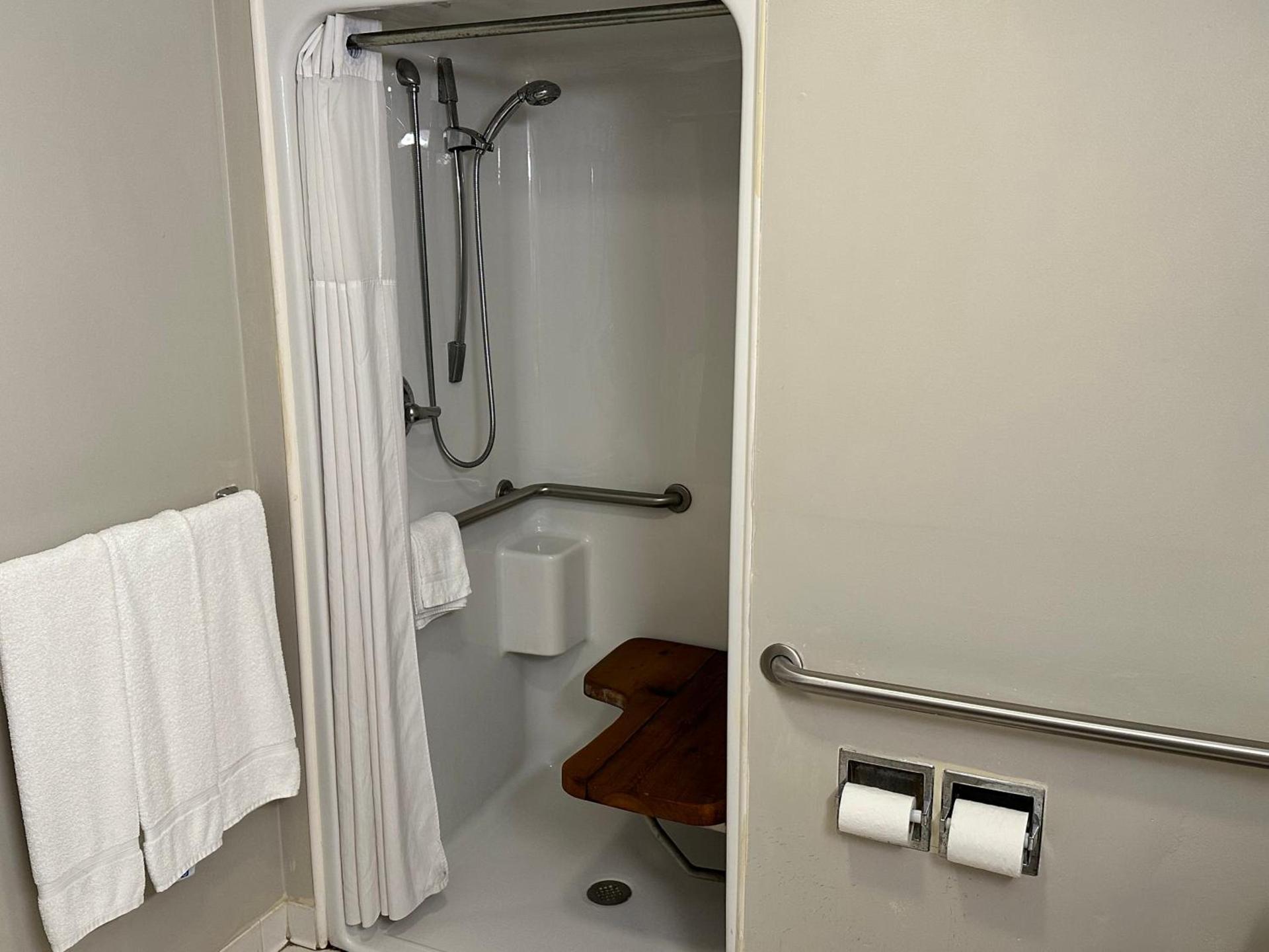 Days Inn by Wyndham St Augustine I-95-Outlet Mall photo 36
