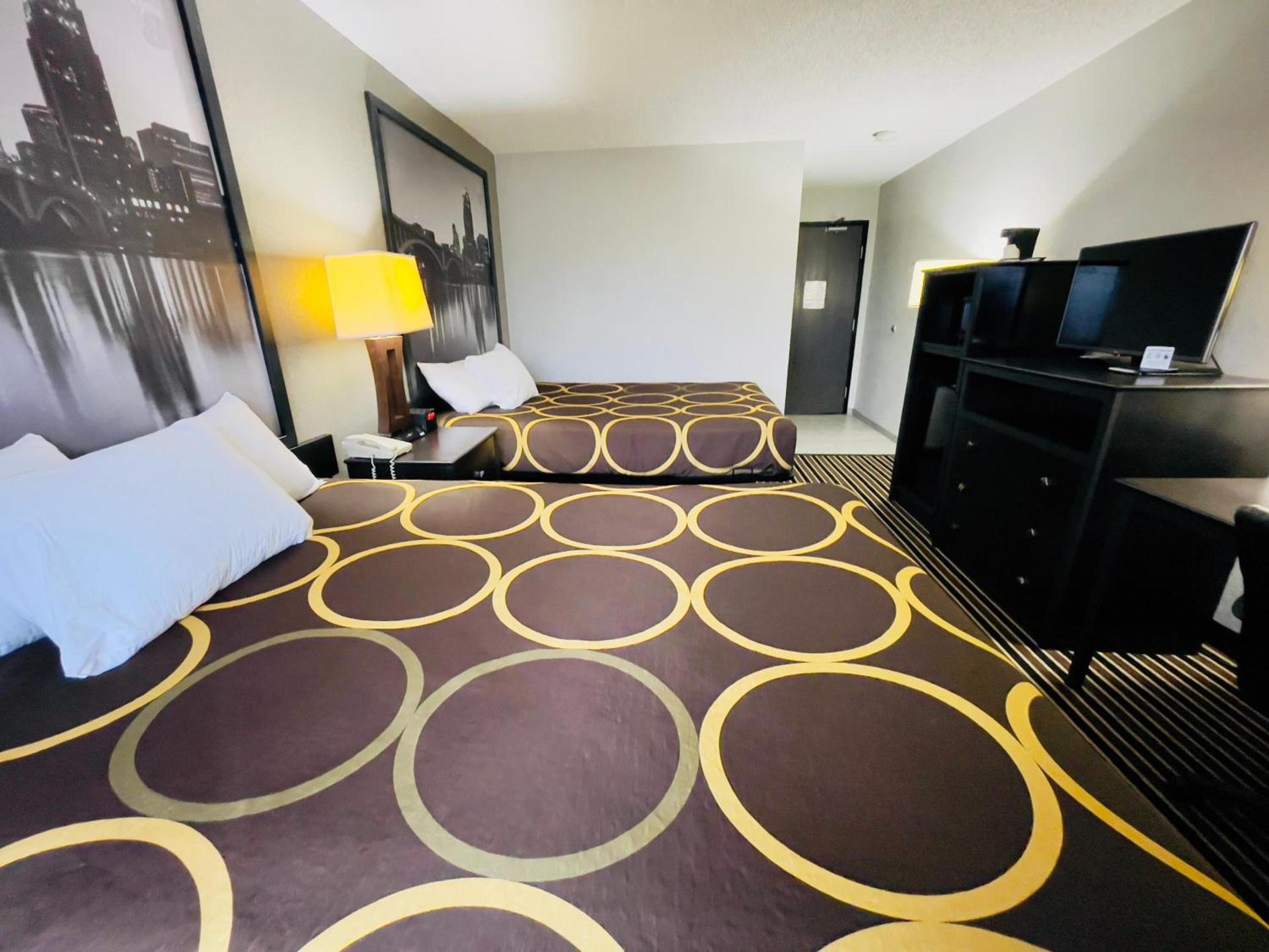 Super 8 by Wyndham Shakopee photo 40