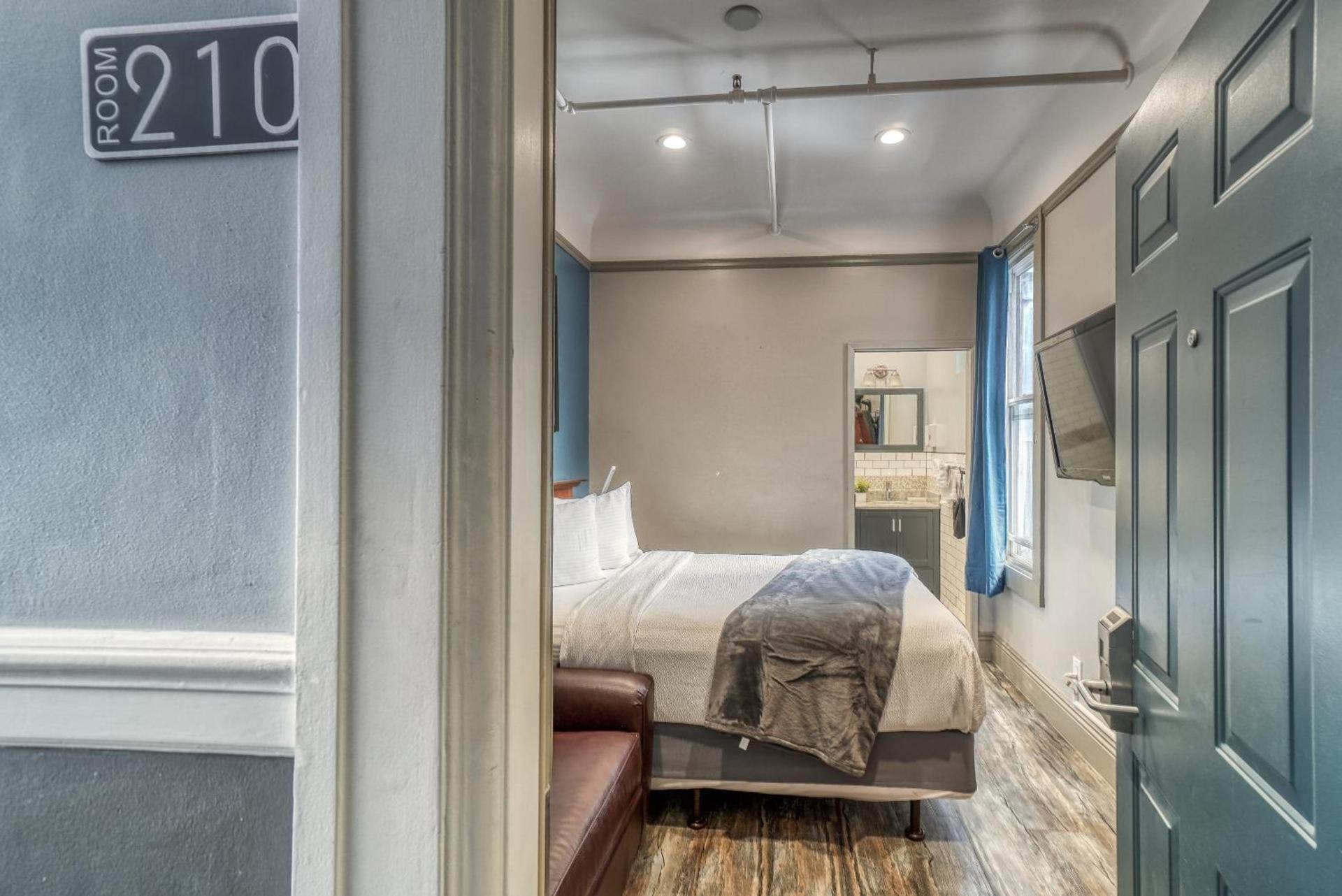 Ram's Hotel photo 37