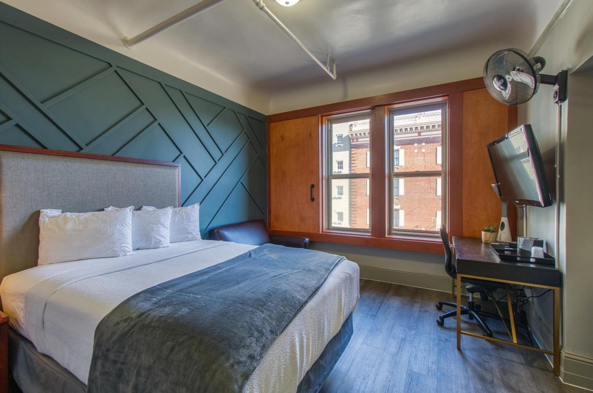 Ram's Hotel photo 92