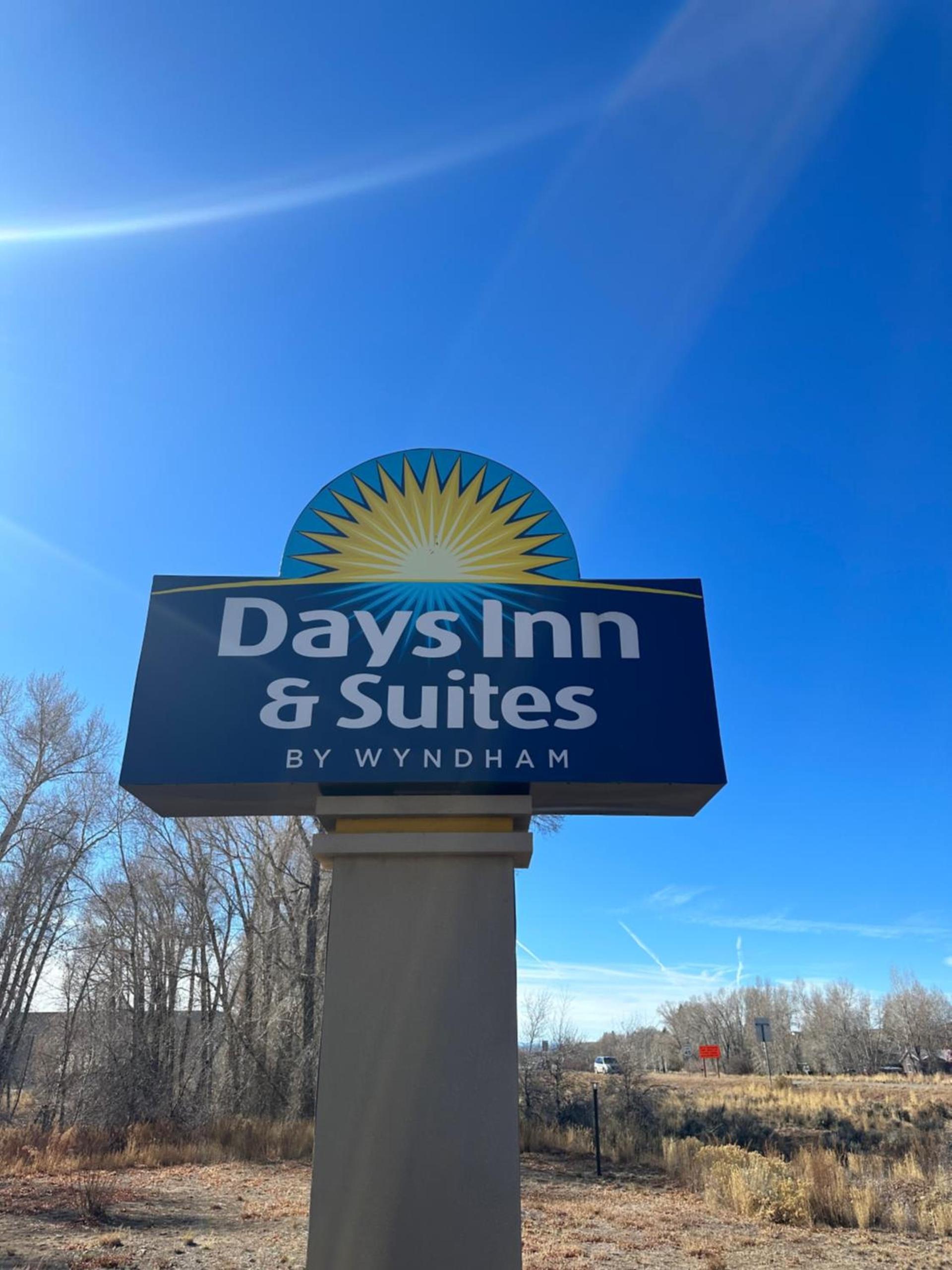 Days Inn & Suites by Wyndham Gunnison photo 67