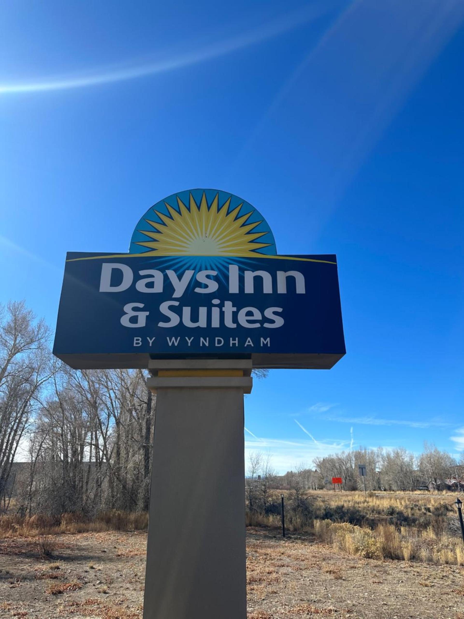Days Inn & Suites by Wyndham Gunnison photo 65