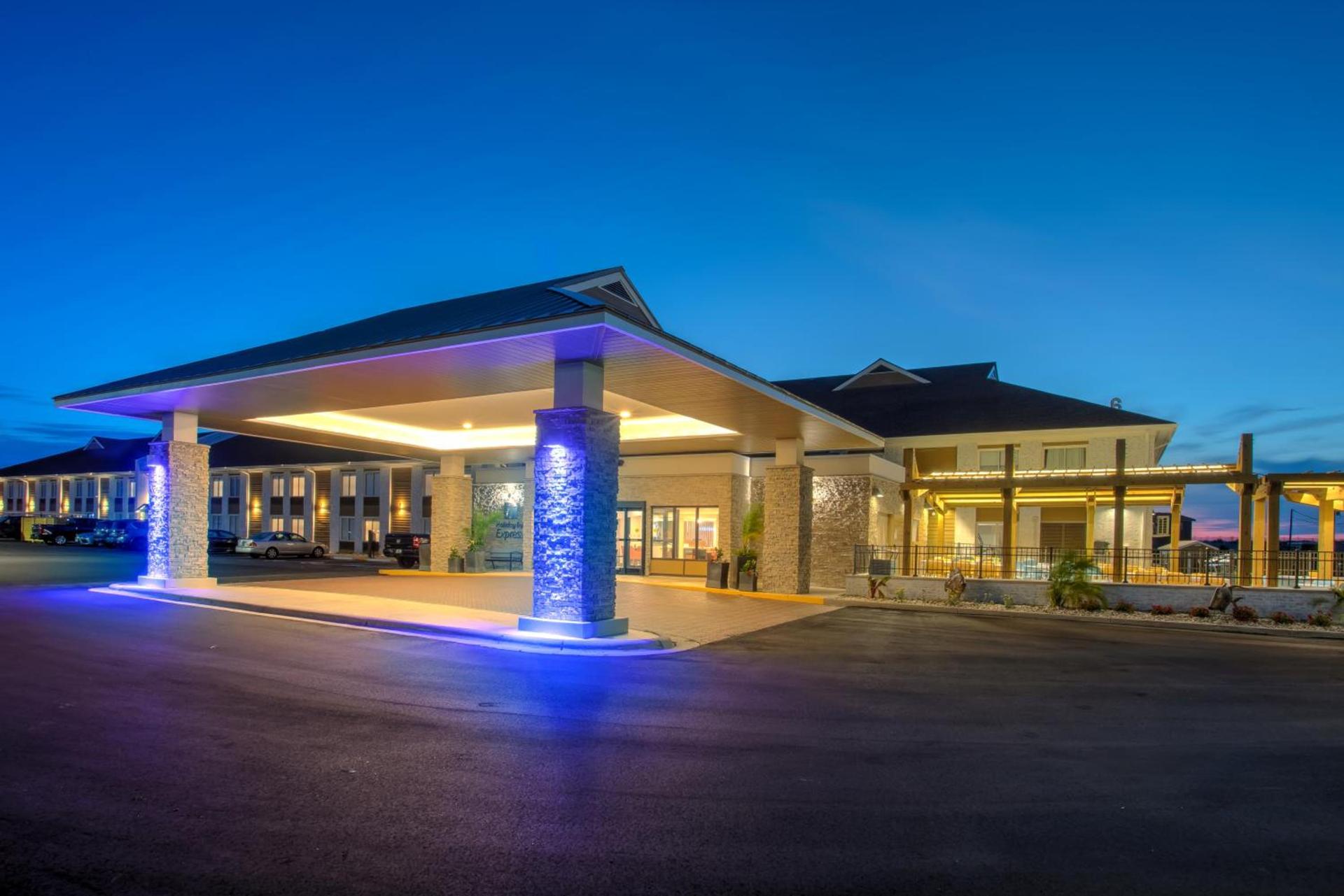 Holiday Inn Express Kitty Hawk - Outer Banks by IHG photo 26