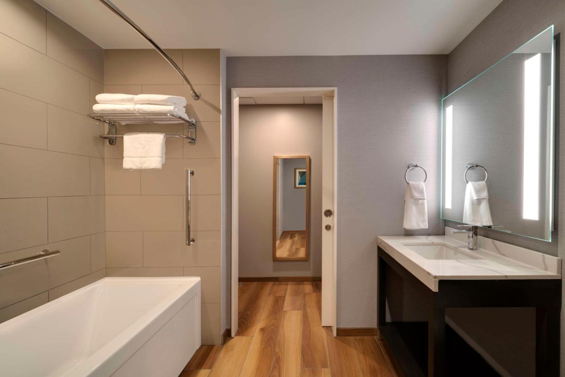 Hyatt Place LAX/Century BLVD photo 5