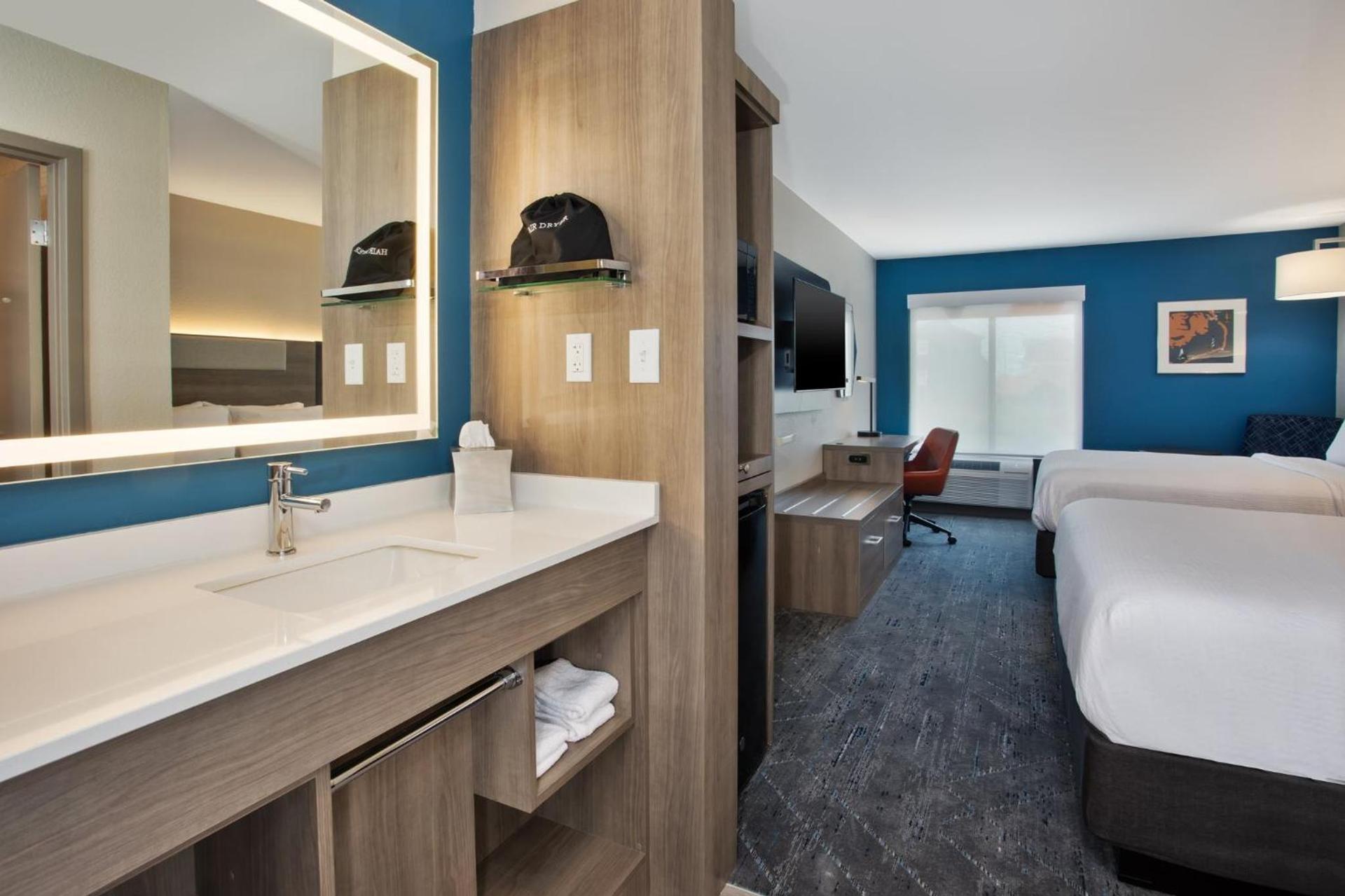 Holiday Inn Express Kitty Hawk - Outer Banks by IHG photo 67