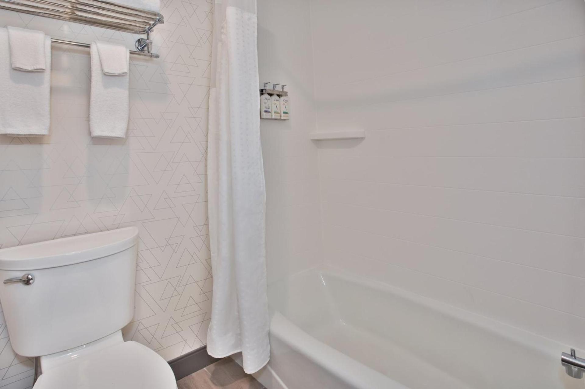 Holiday Inn Express Kitty Hawk - Outer Banks by IHG photo 75