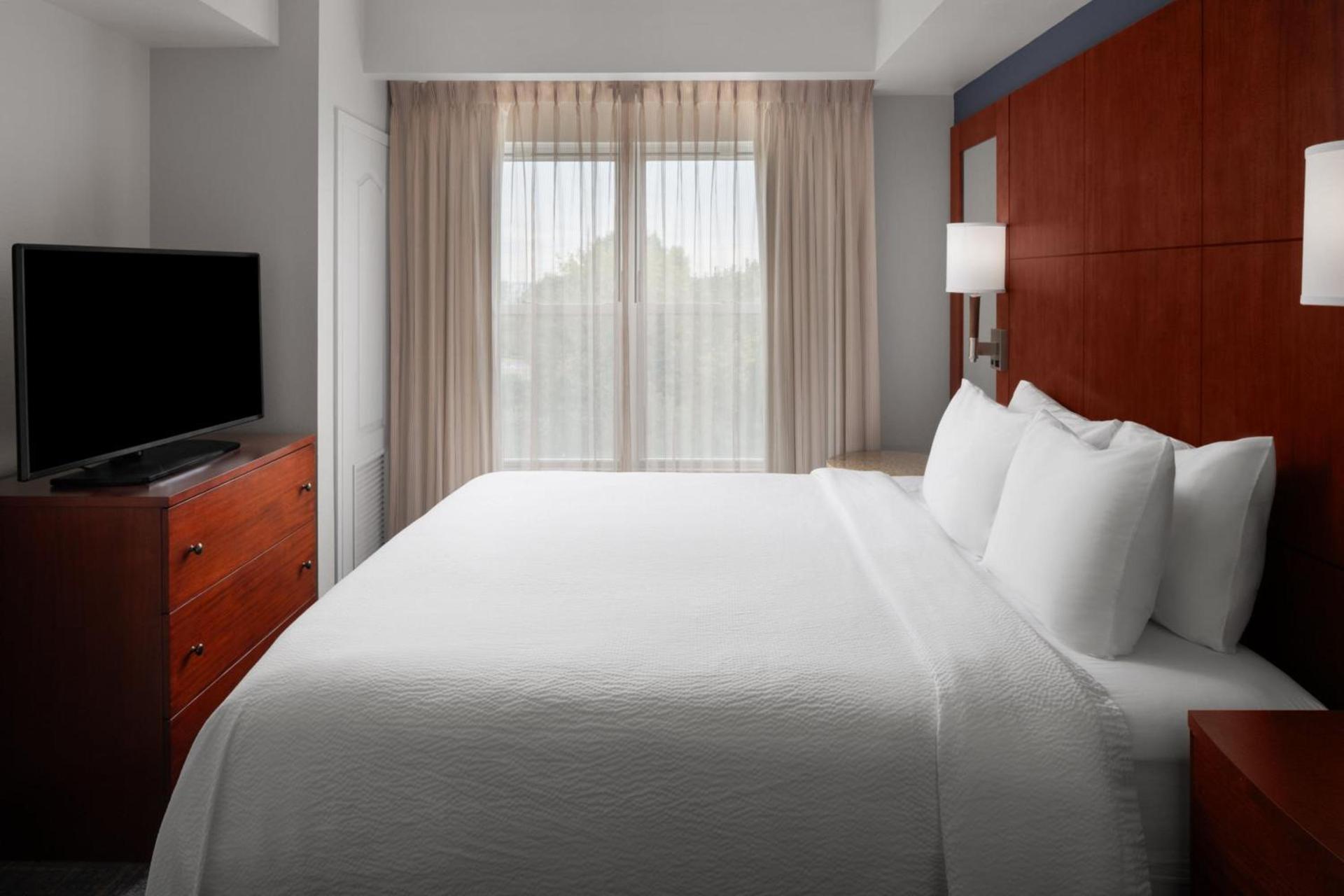 Residence Inn East Rutherford Meadowlands photo 13
