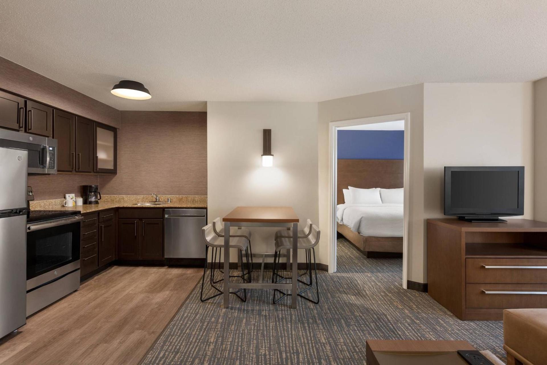Residence Inn by Marriott Chicago / Bloomingdale photo 6