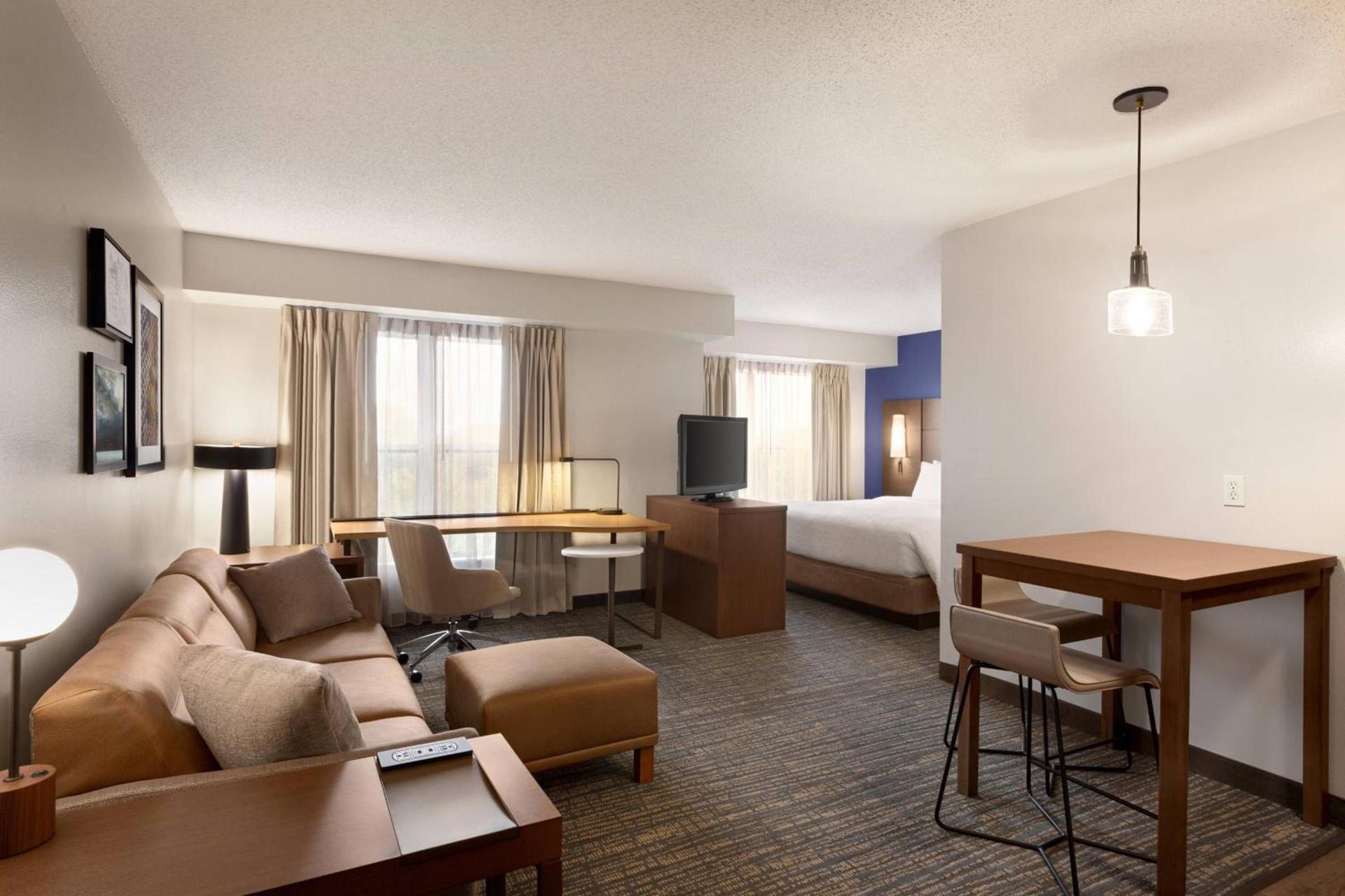 Residence Inn by Marriott Chicago / Bloomingdale photo 9