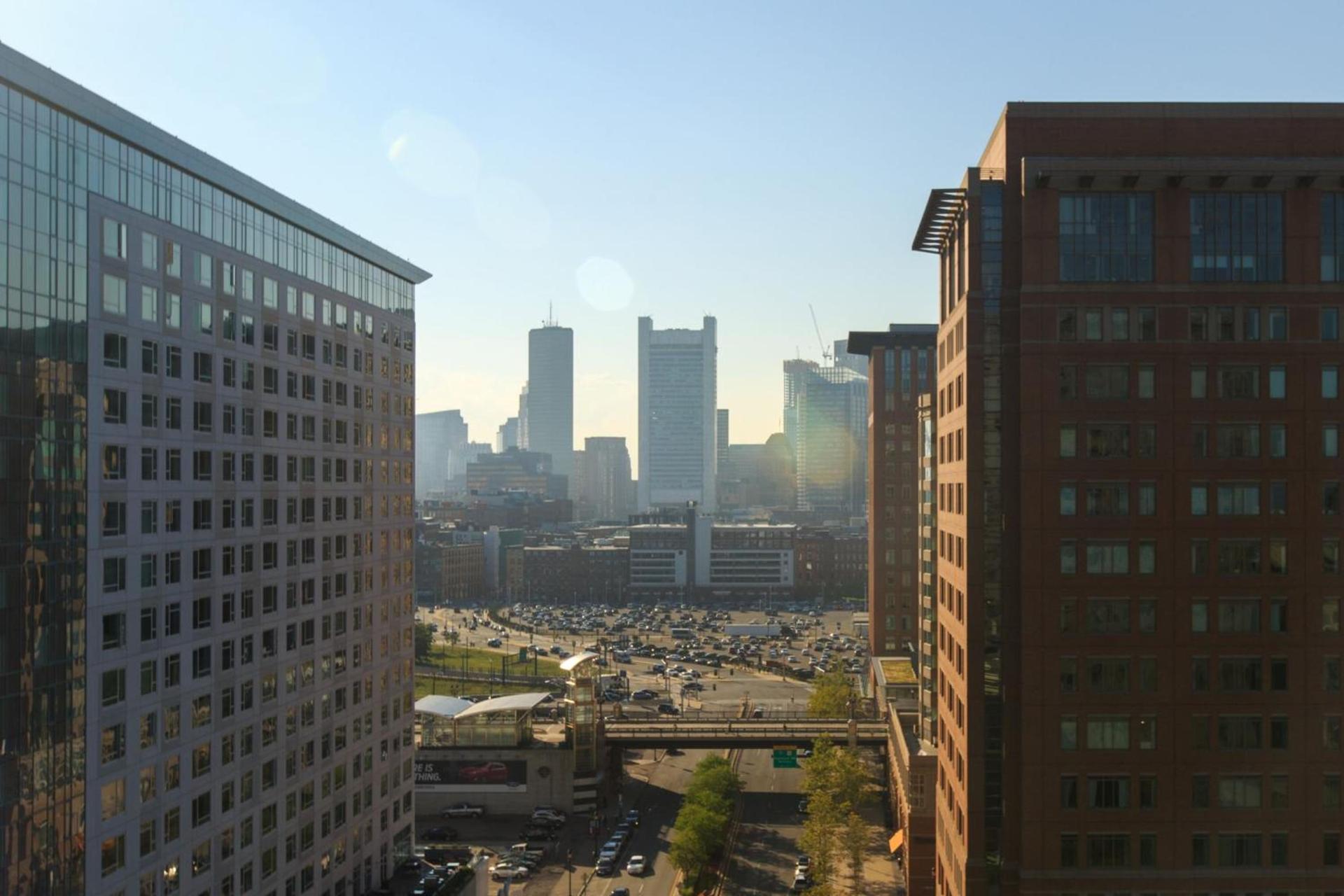 Renaissance Boston Seaport District photo 13