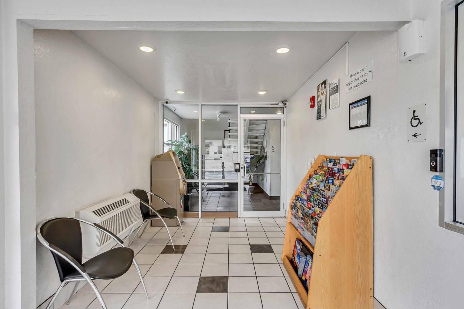 Motel 6 Ogden, UT- Downtown photo 10