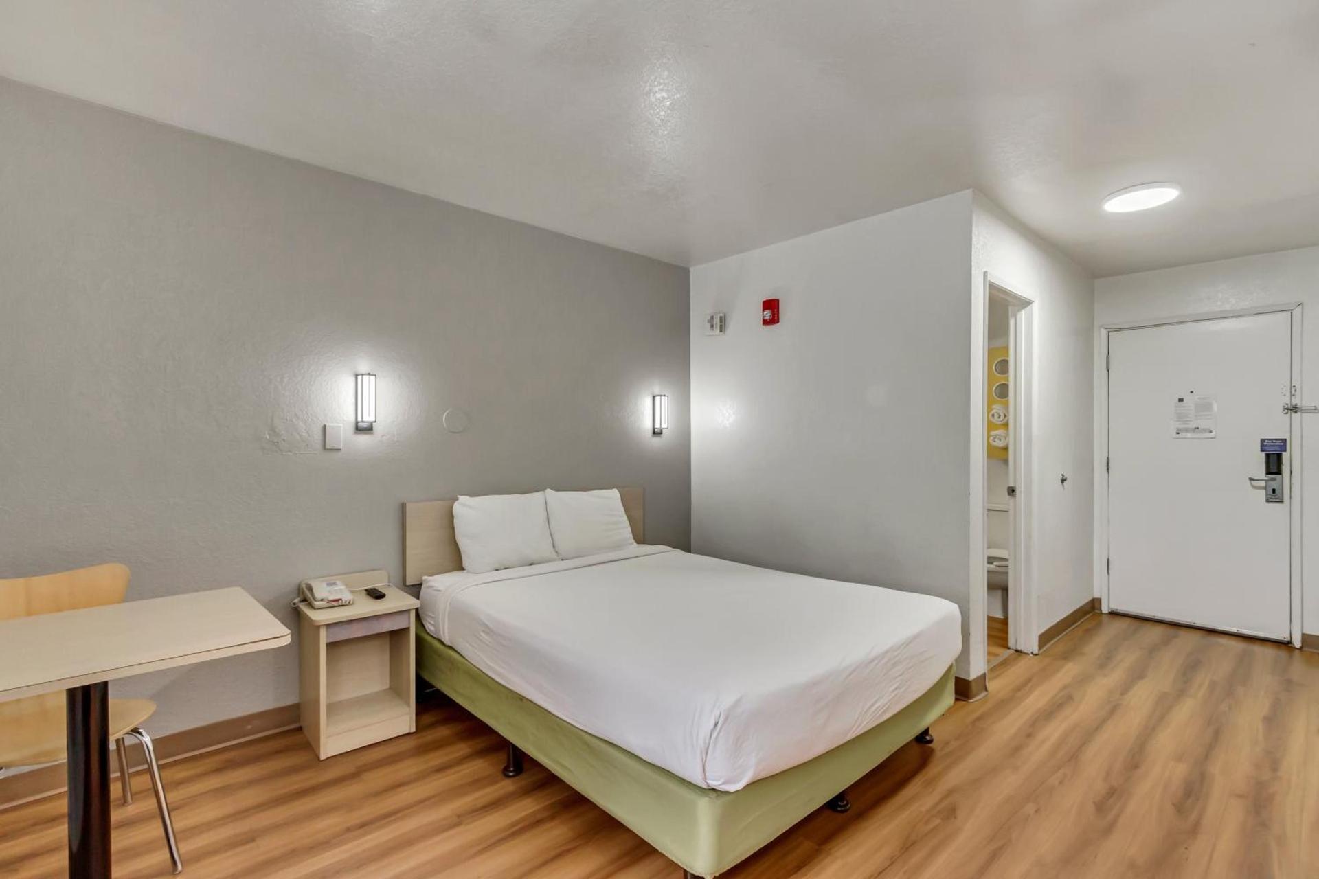 Motel 6 Ogden, UT- Downtown photo 25