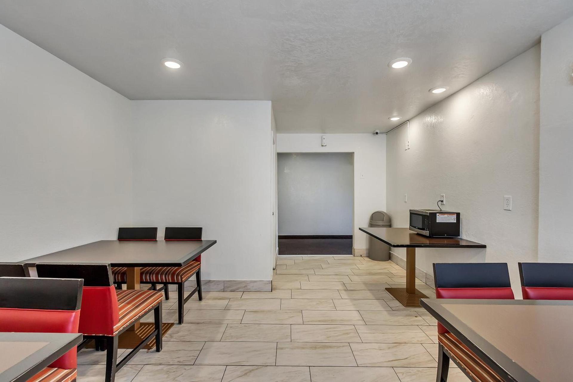 Motel 6 Ogden, UT- Downtown photo 23