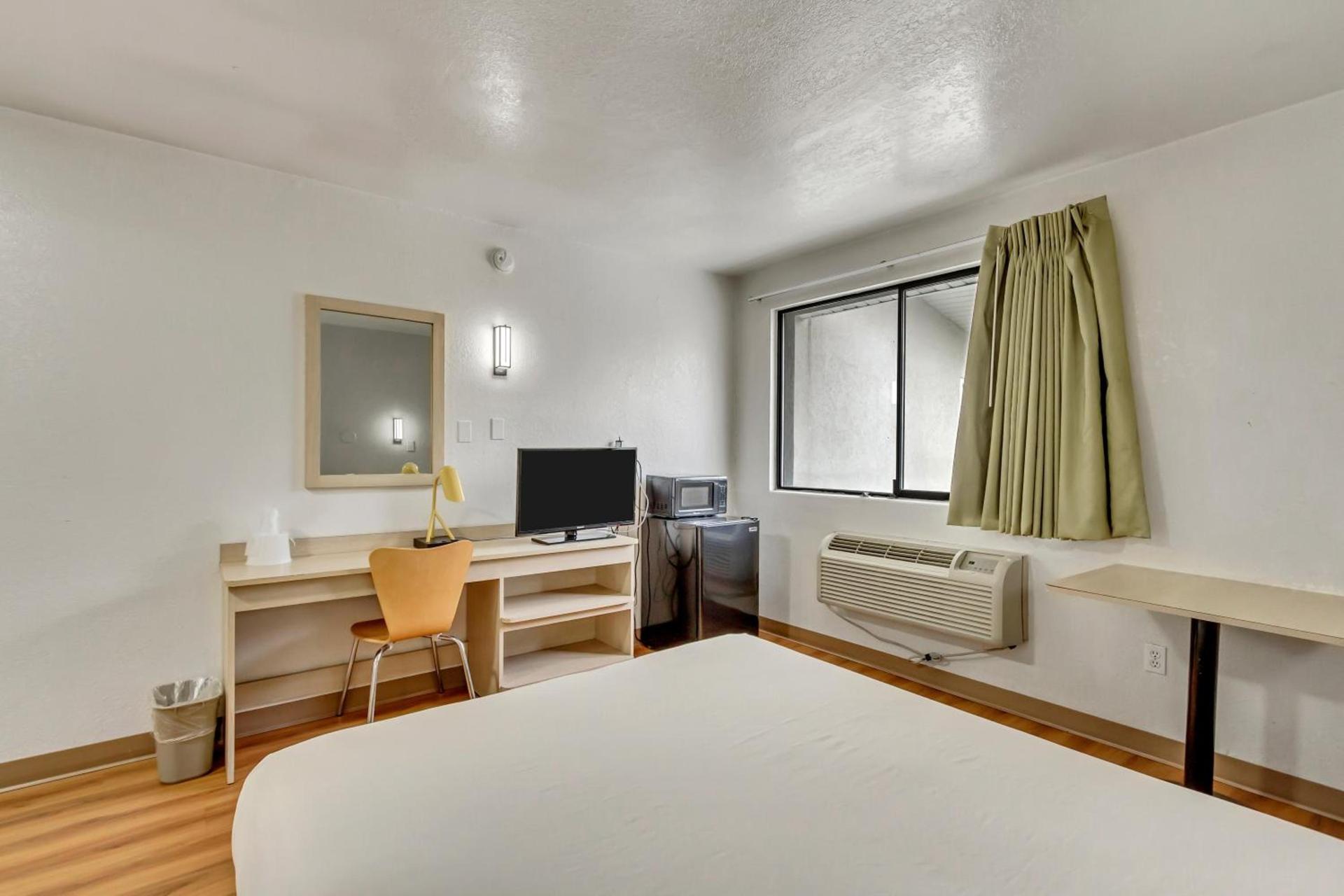 Motel 6 Ogden, UT- Downtown photo 32