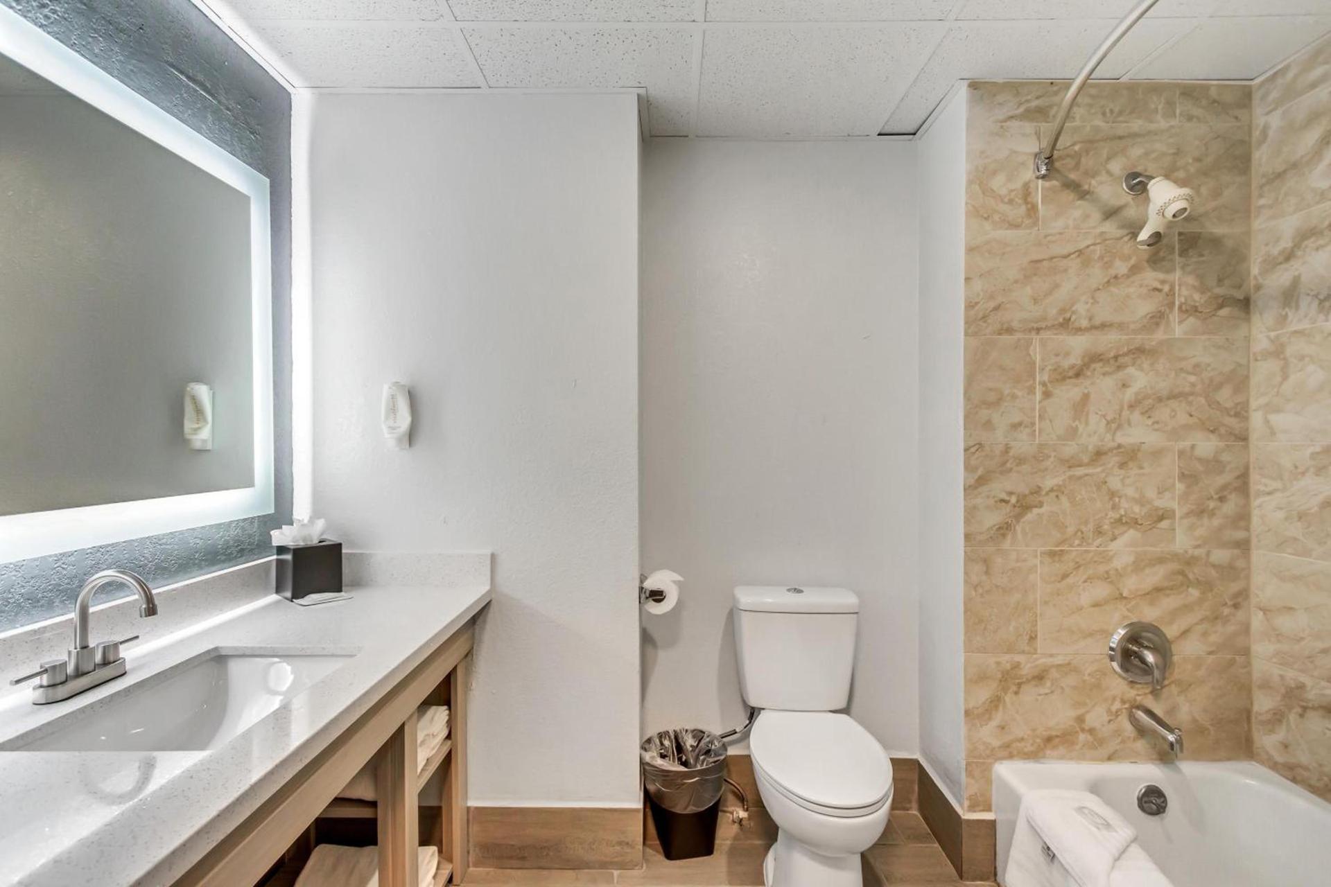 Clarion Inn Salt Lake City Airport photo 35