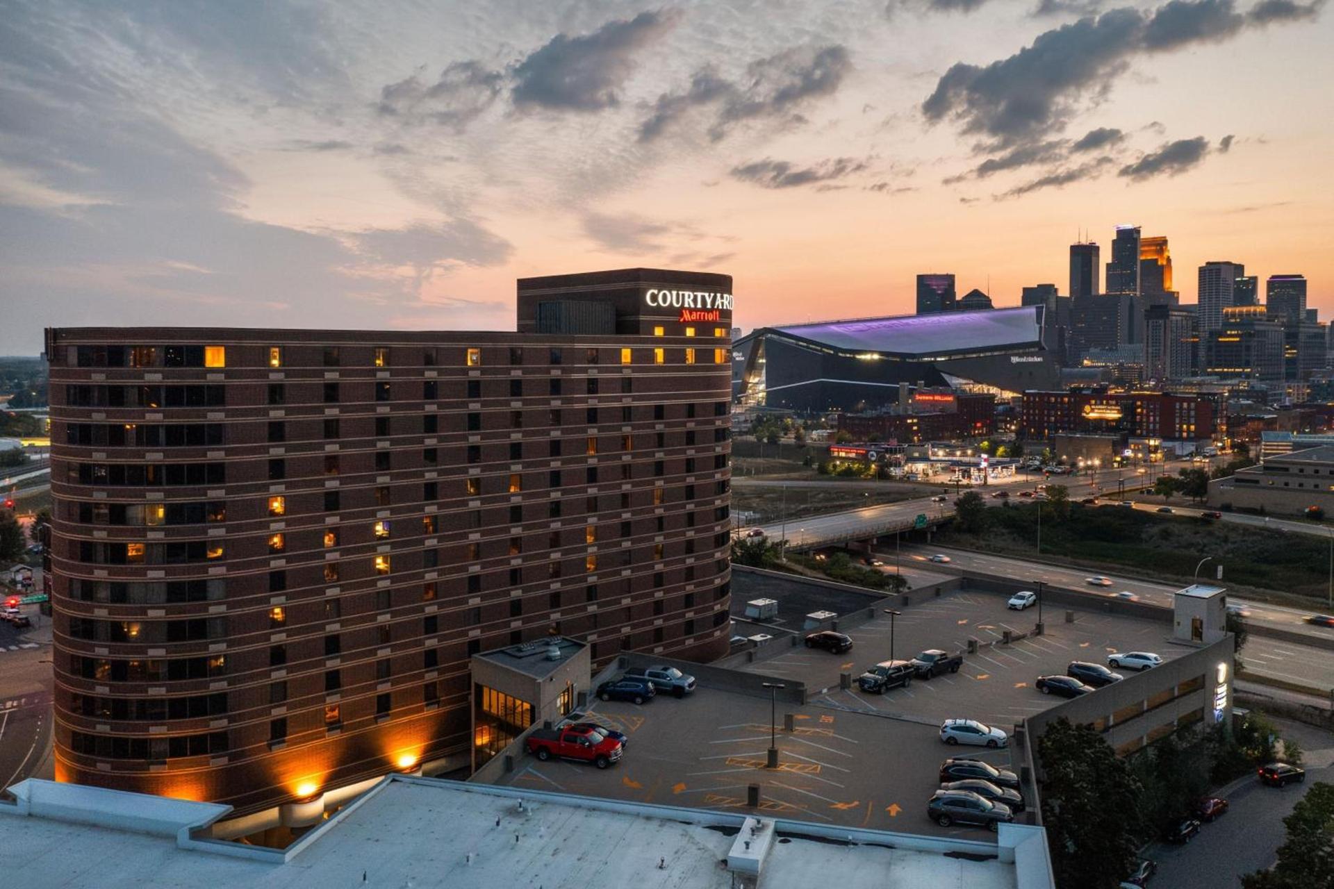 Courtyard by Marriott Minneapolis Downtown photo 7