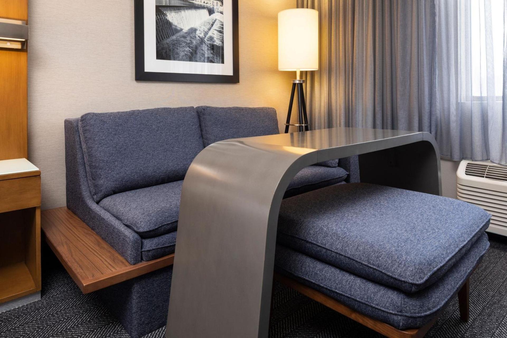 Courtyard by Marriott Minneapolis Downtown photo 18