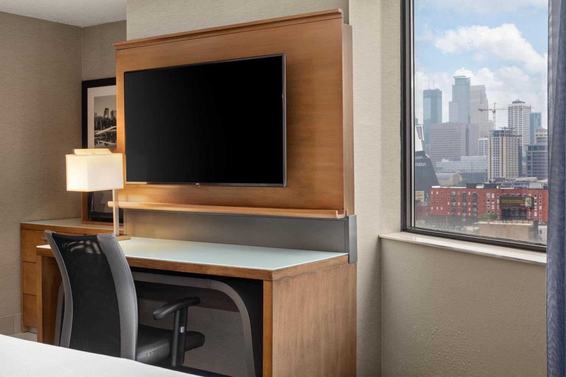 Courtyard by Marriott Minneapolis Downtown photo 24