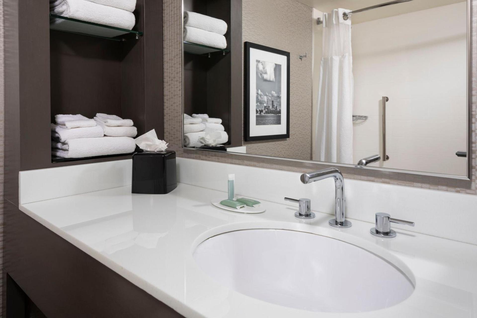 Courtyard by Marriott Minneapolis Downtown photo 26