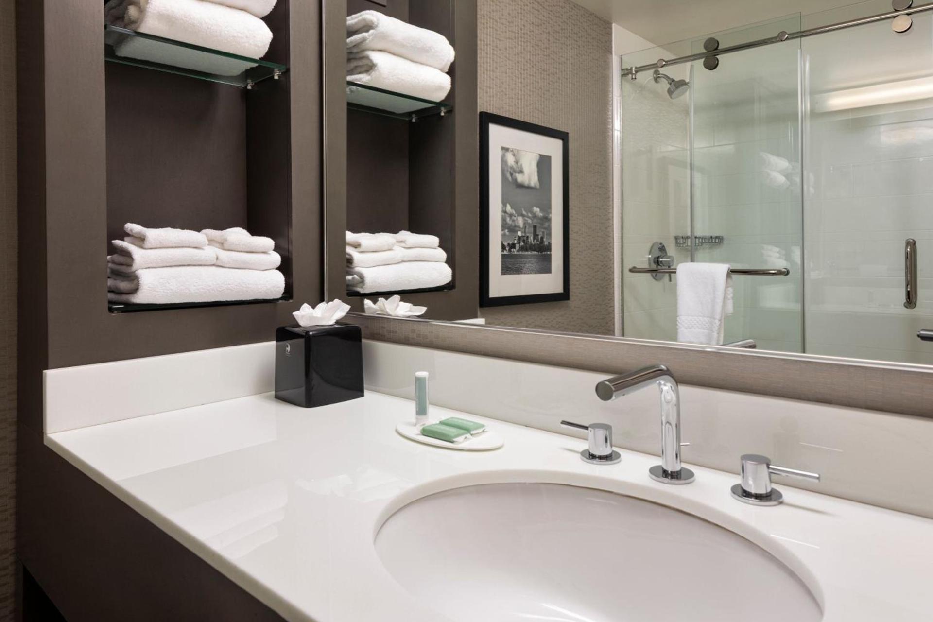 Courtyard by Marriott Minneapolis Downtown photo 30