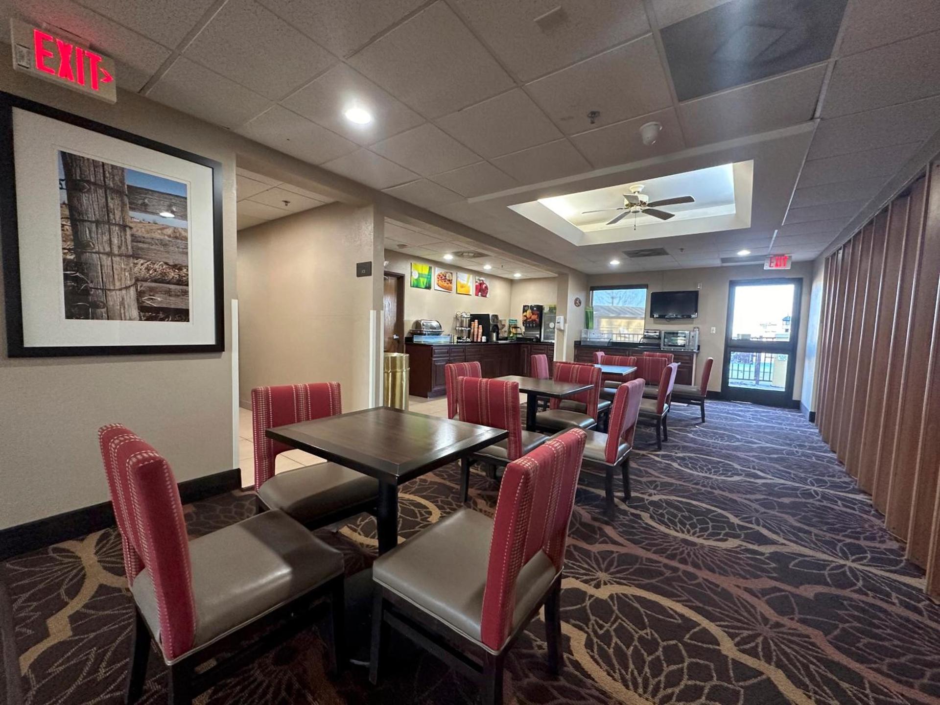 Quality Inn Perryville I-55 photo 20