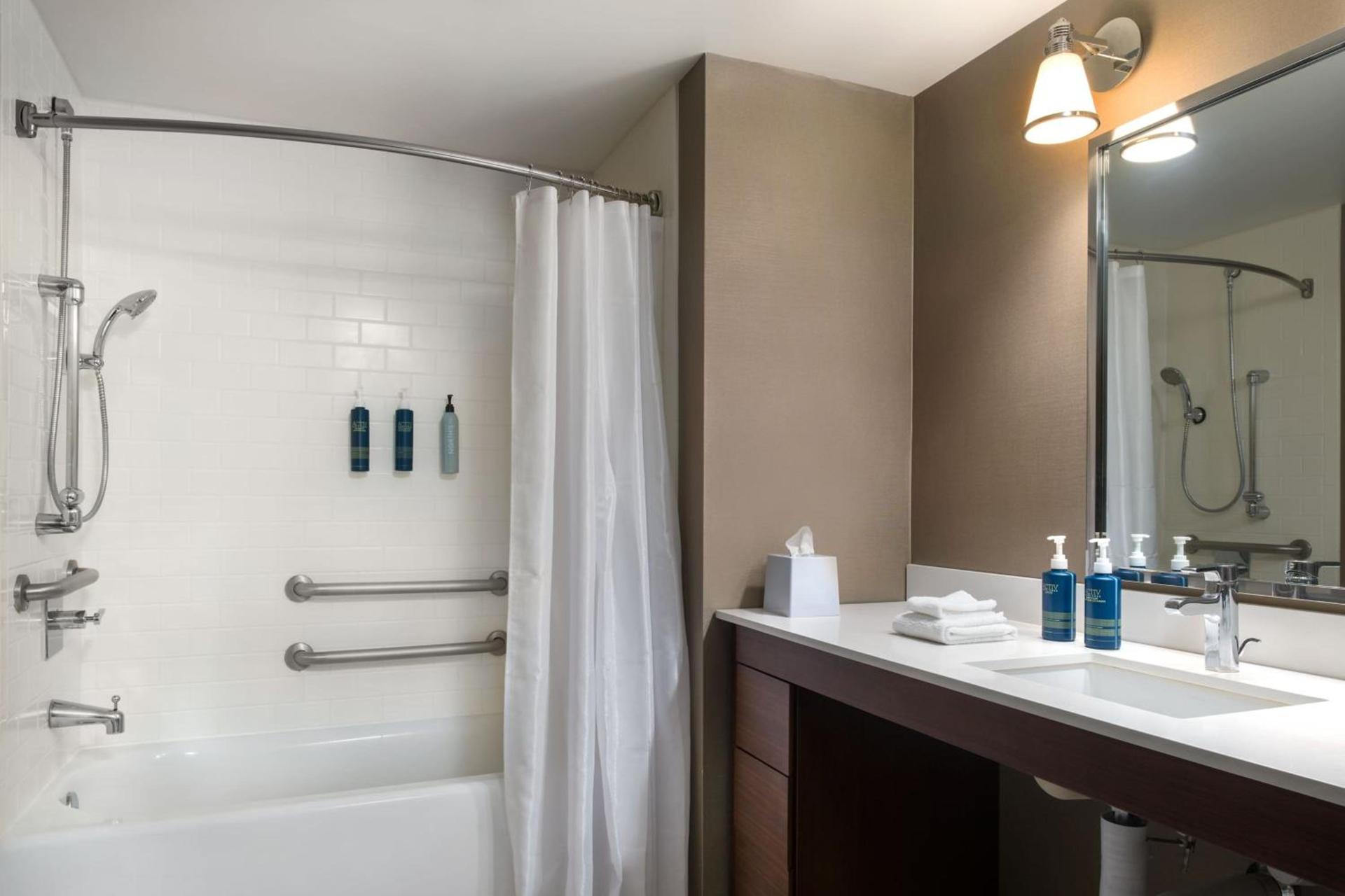 Four Points by Sheraton at Phoenix Mesa Gateway Airport photo 17