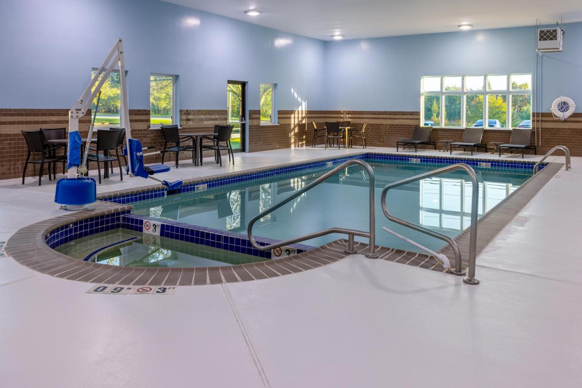 Holiday Inn Express Hotel & Suites Vineland Millville by IHG photo 18