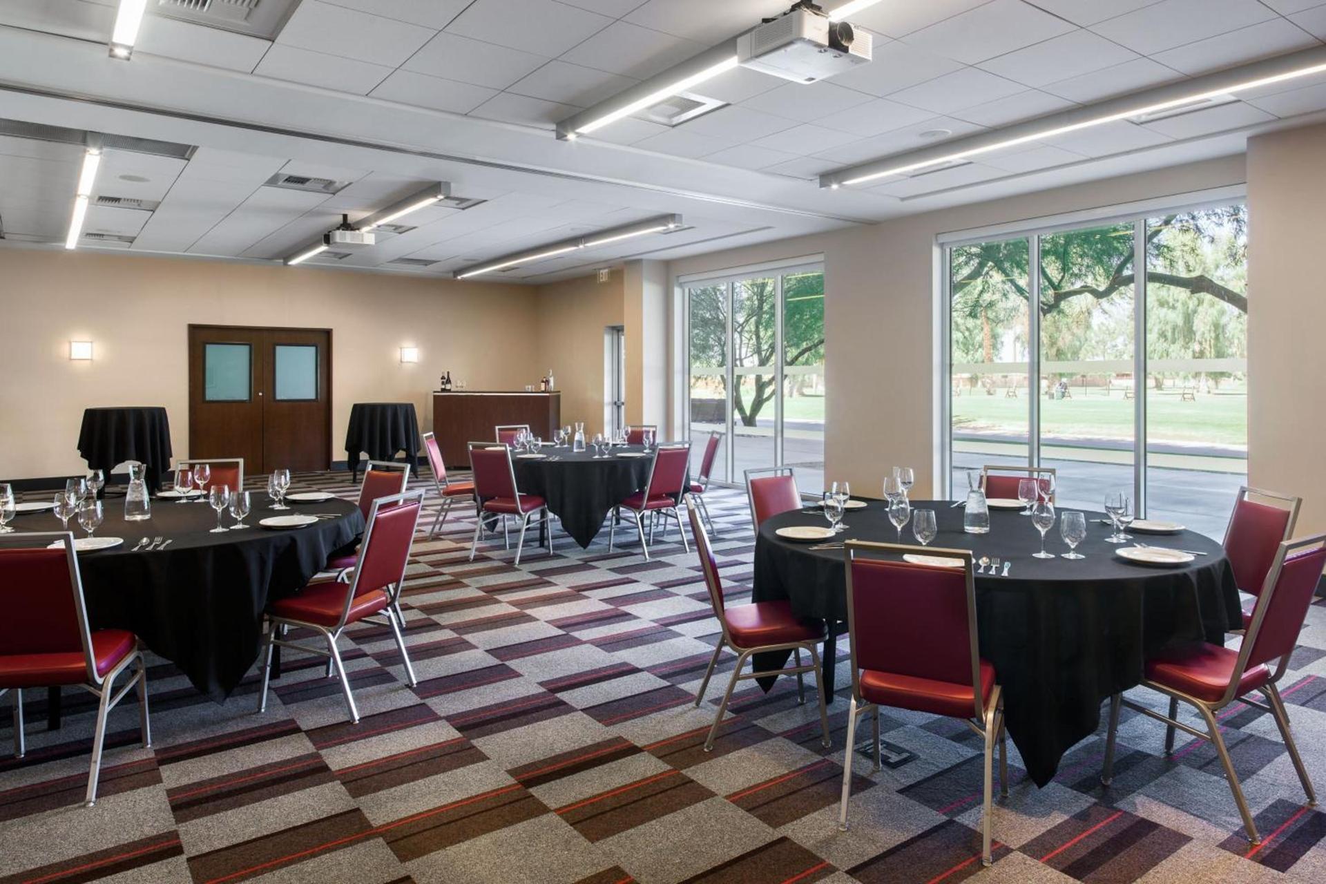 Four Points by Sheraton at Phoenix Mesa Gateway Airport photo 39
